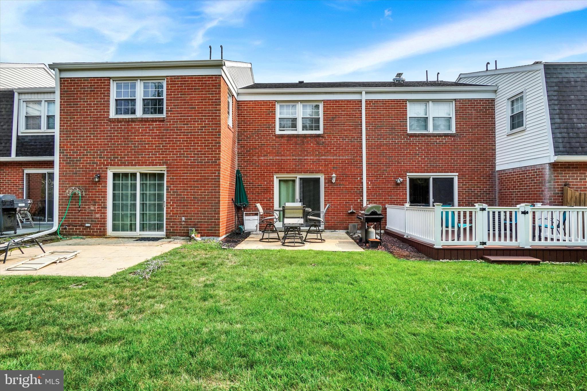 COLONY PARK - Residential