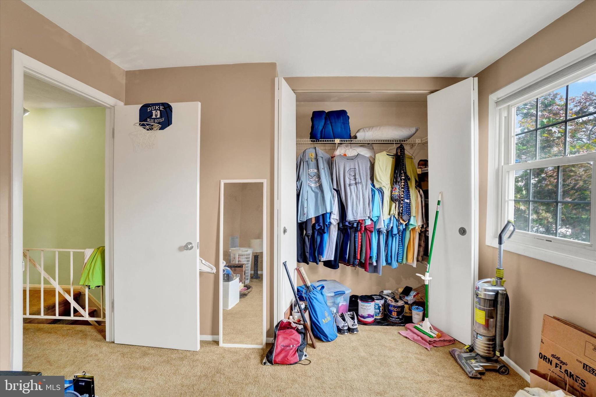 COLONY PARK - Residential