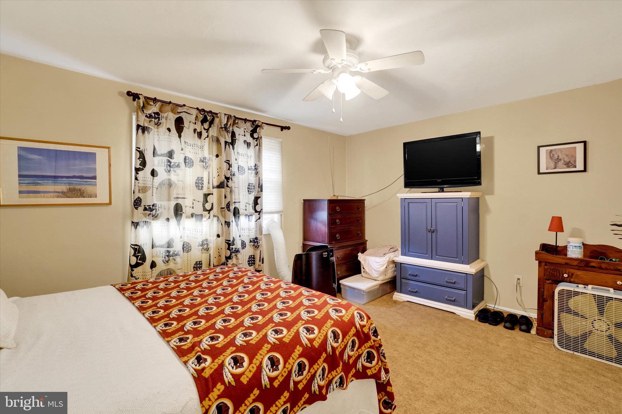 COLONY PARK - Residential