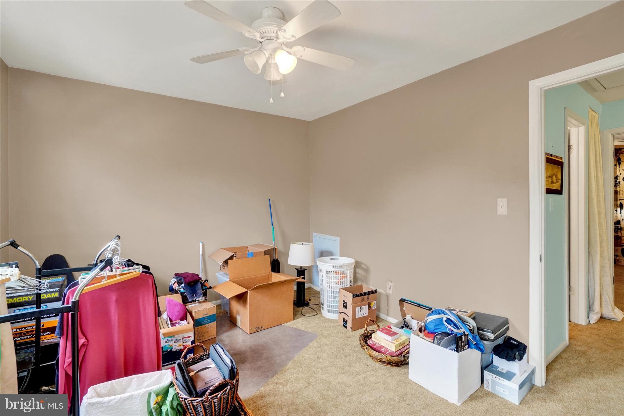 COLONY PARK - Residential