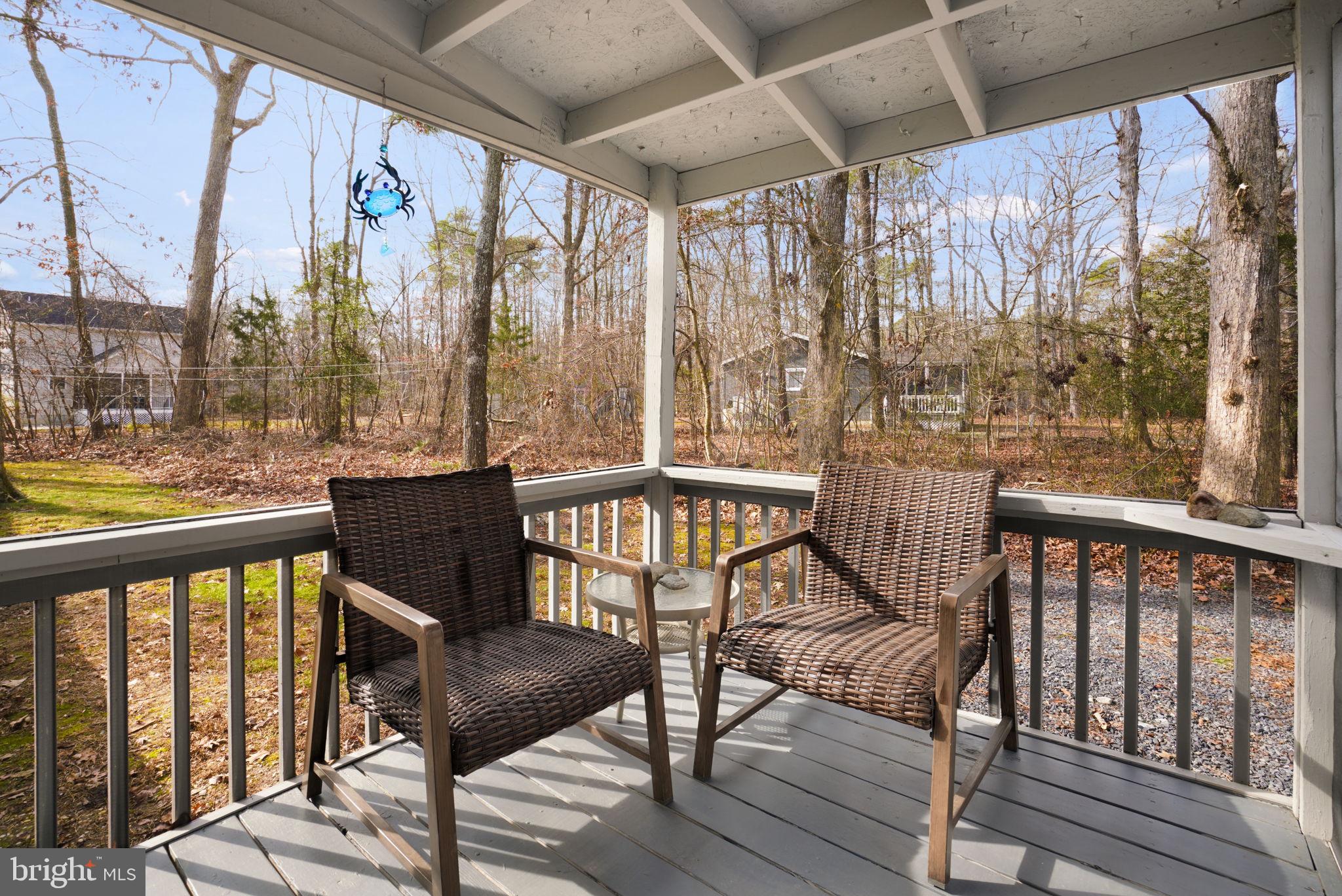 CAPTAIN'S COVE - Residential