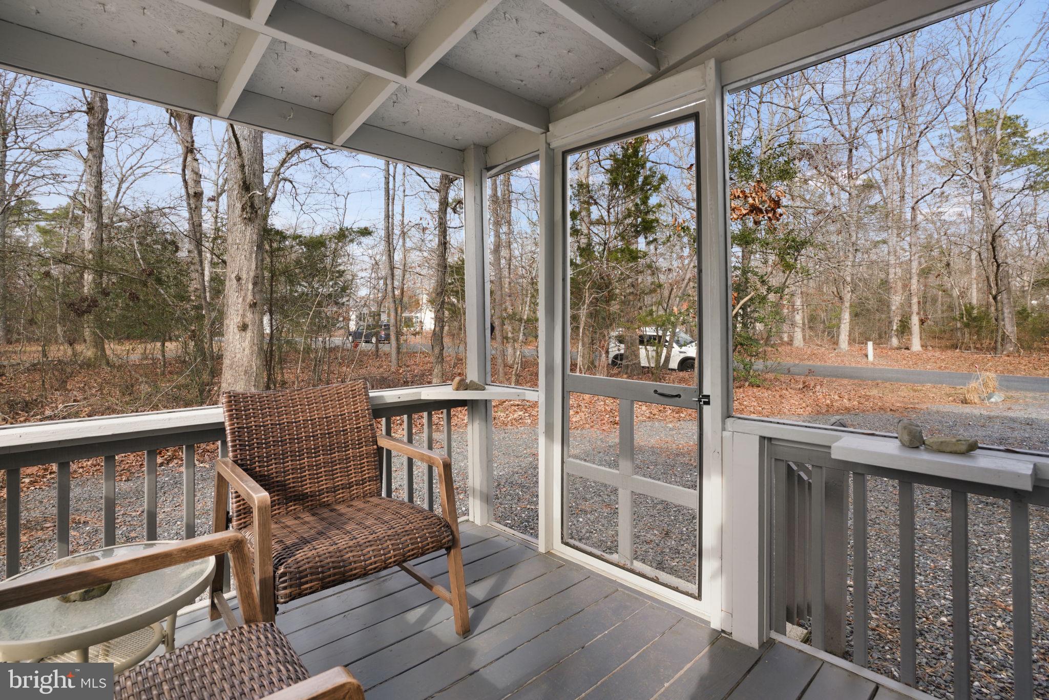 CAPTAIN'S COVE - Residential