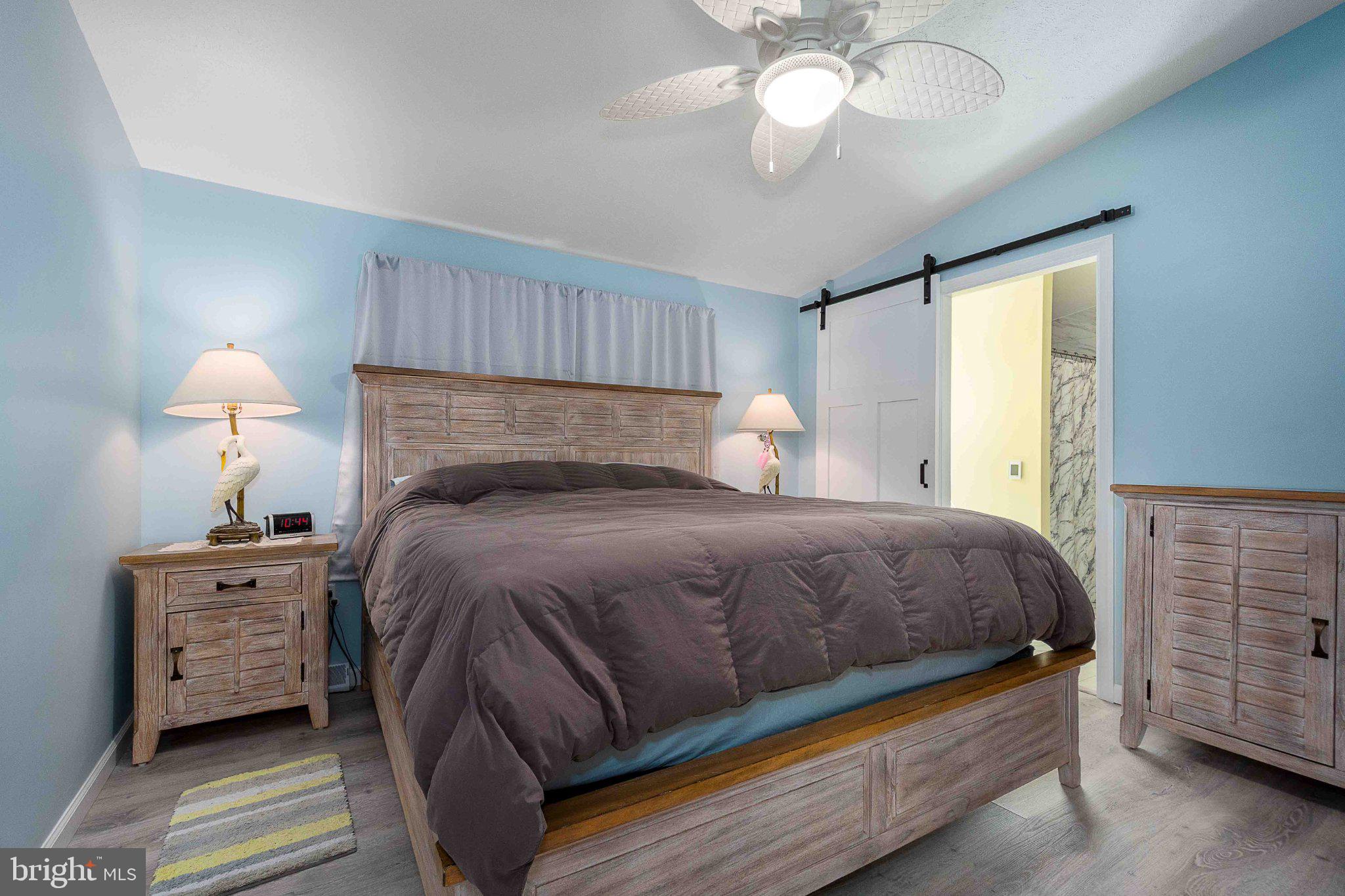 ROYAL CHARLOTTE - Residential