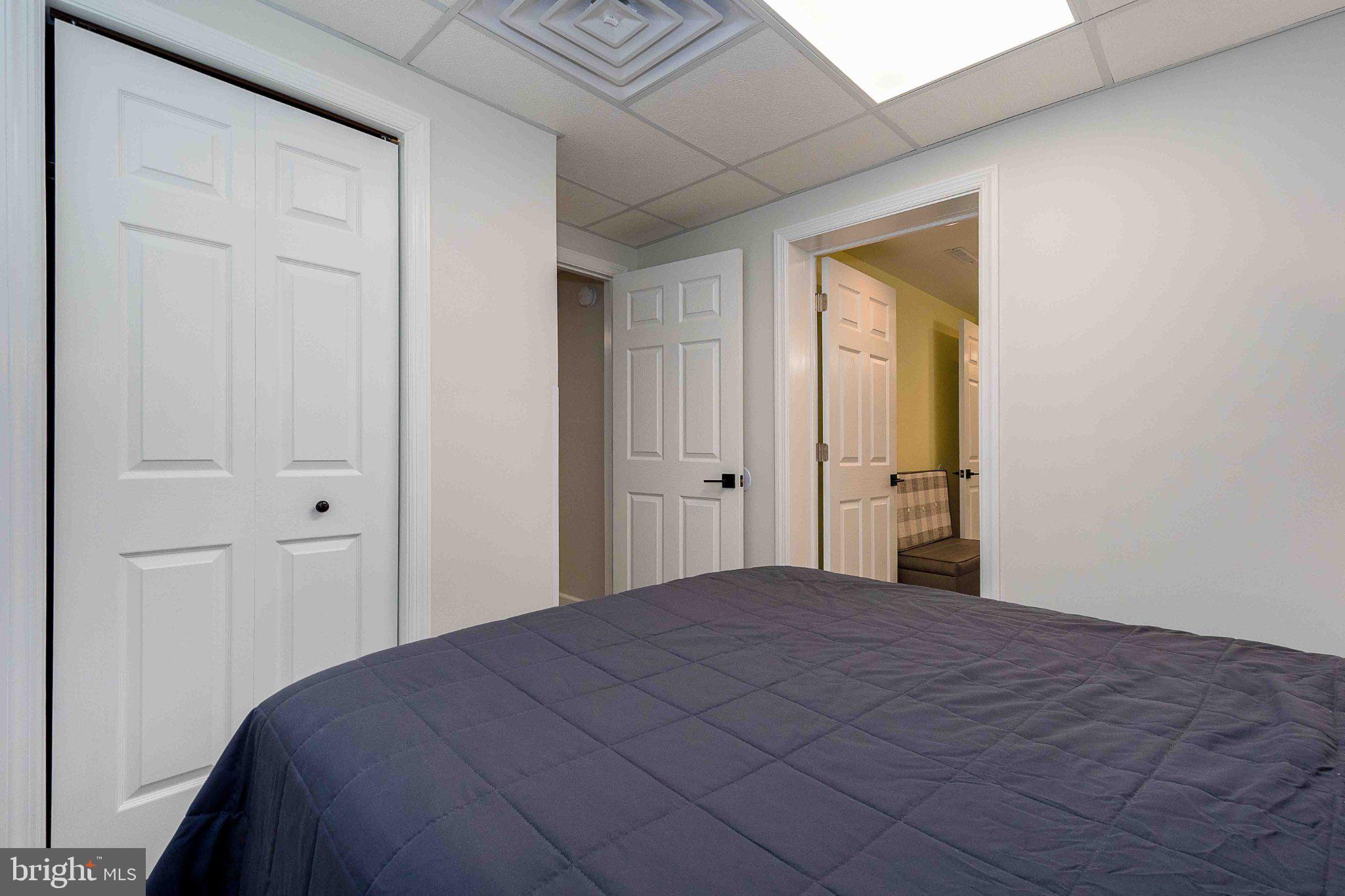 ROYAL CHARLOTTE - Residential