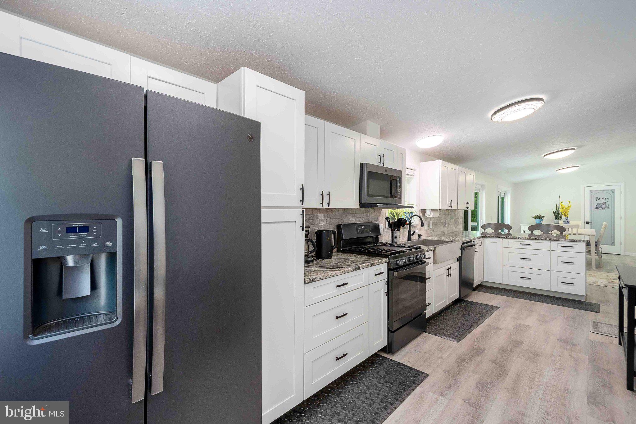 ROYAL CHARLOTTE - Residential