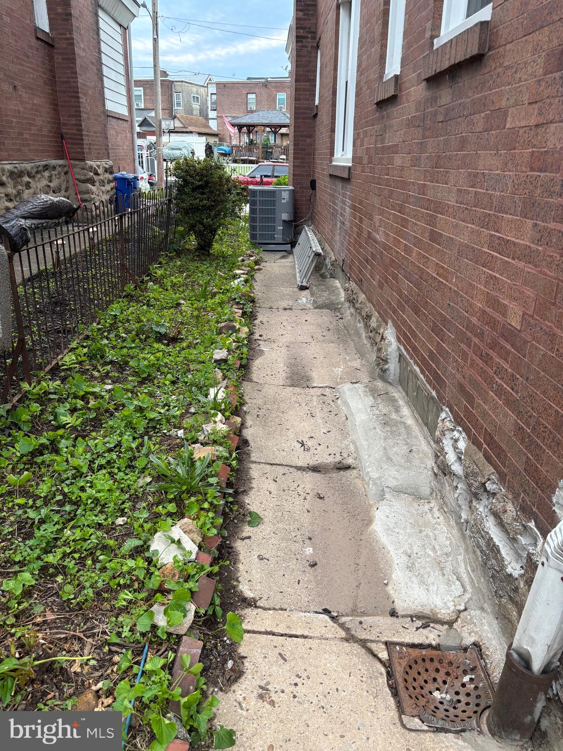 PHILADELPHIA - Residential