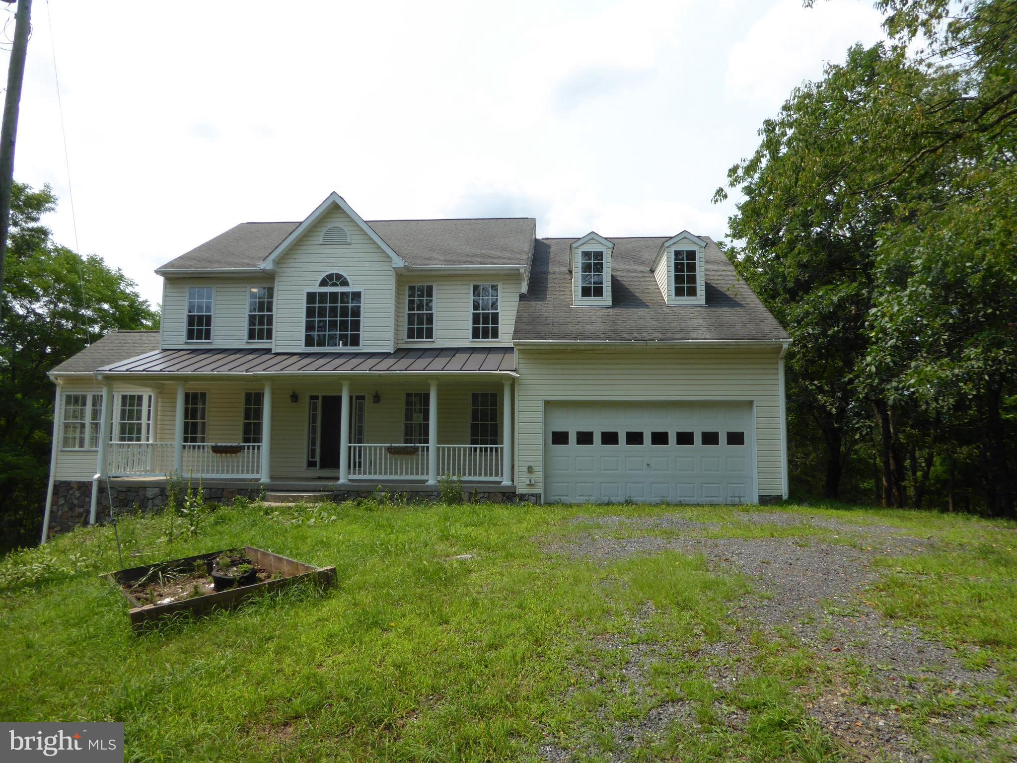 BARB MOUNTAIN ESTATES - Residential