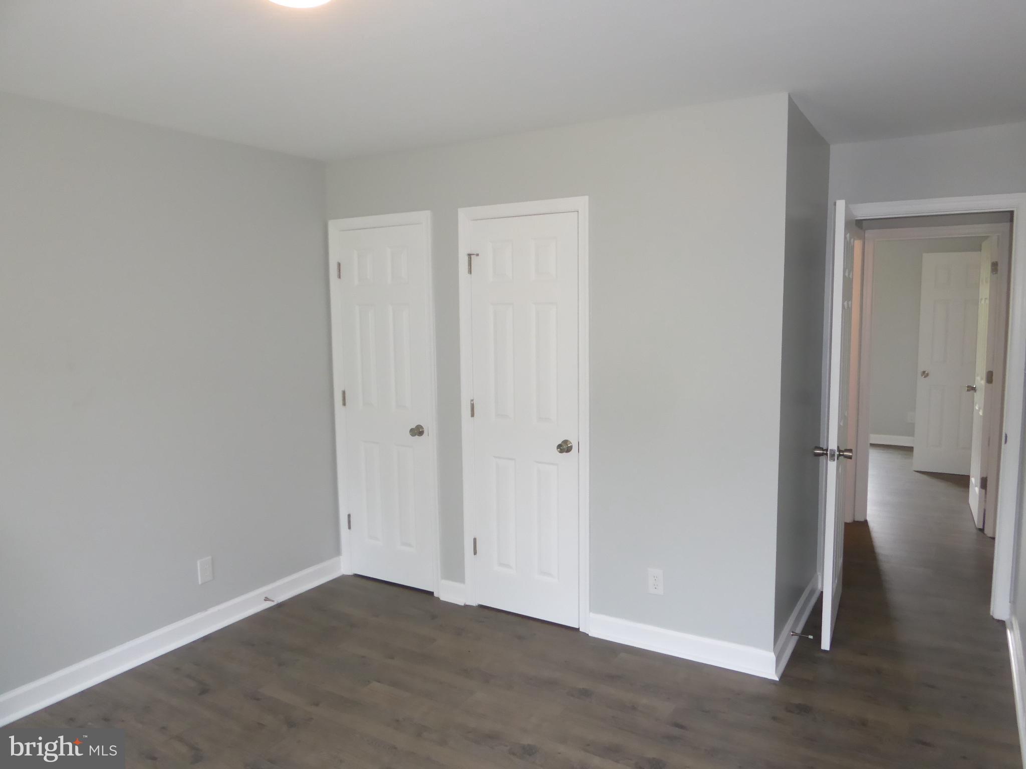 BARB MOUNTAIN ESTATES - Residential