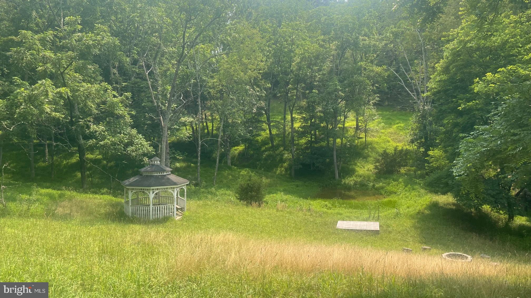 BARB MOUNTAIN ESTATES - Residential