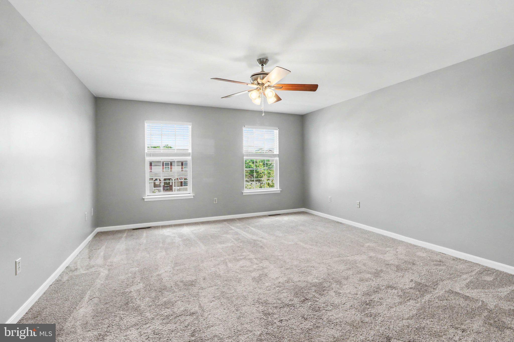 SOUTH MOUNTAIN ESTATES - Residential