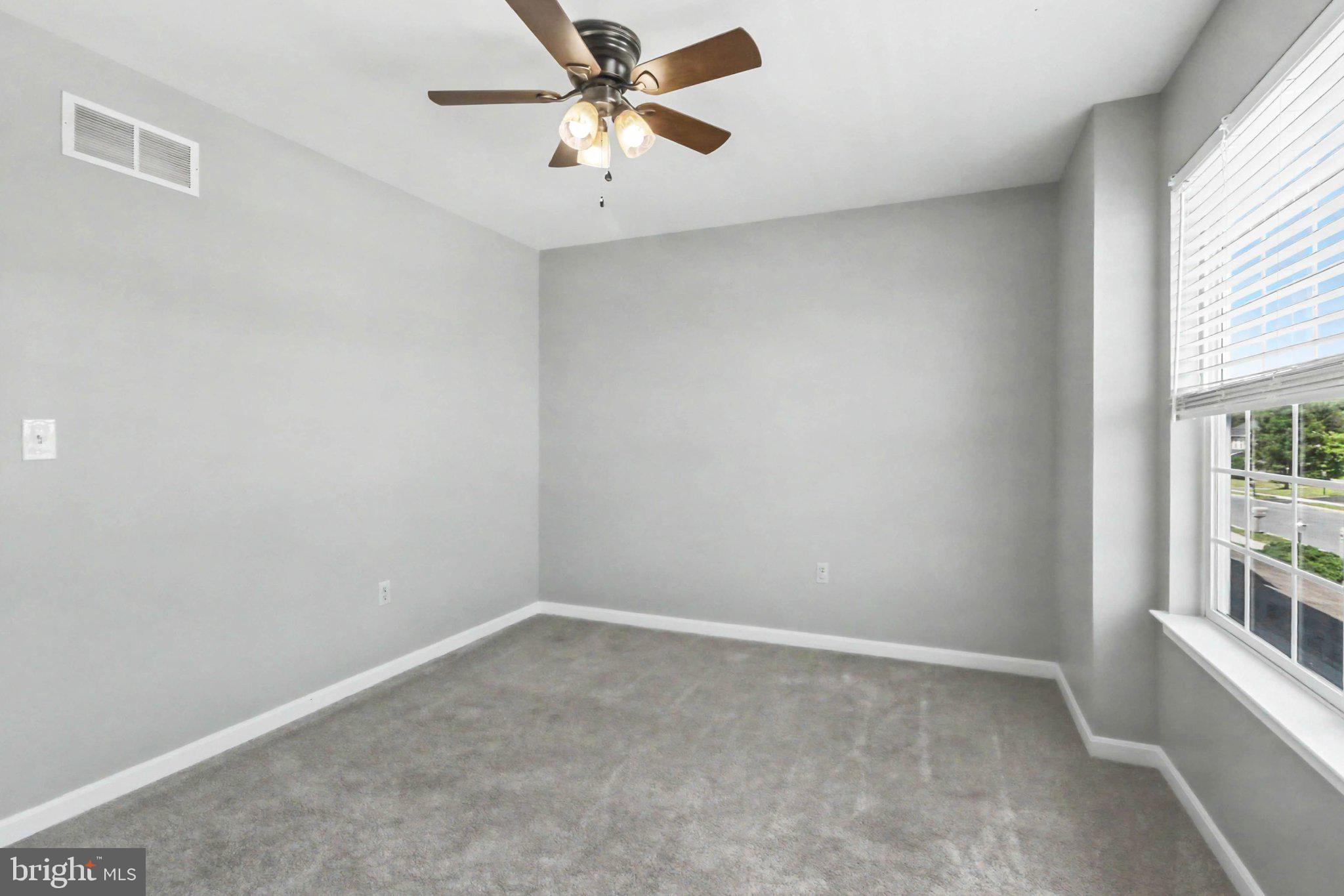 SOUTH MOUNTAIN ESTATES - Residential