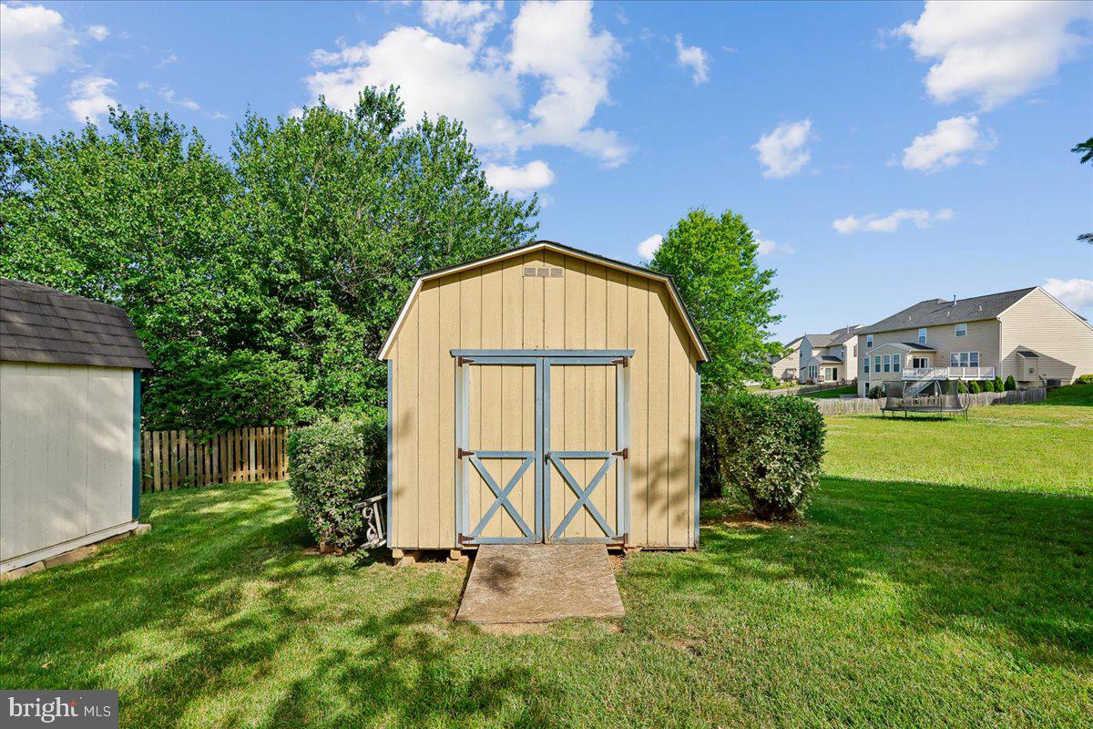 CLOVER RIDGE - Residential
