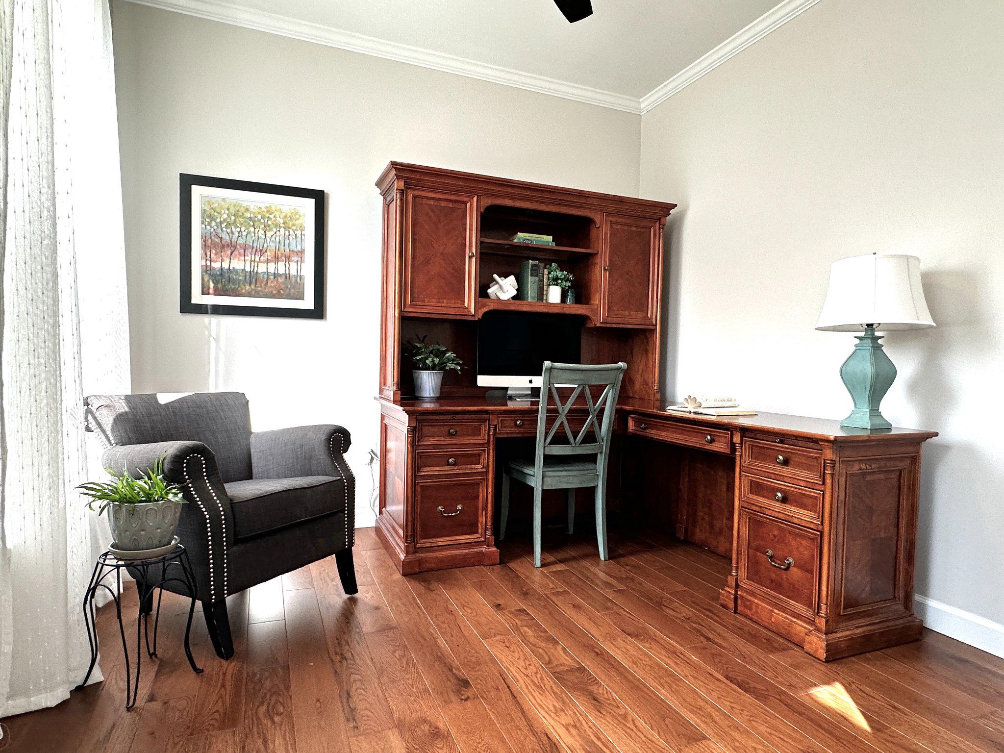 CLOVER RIDGE - Residential