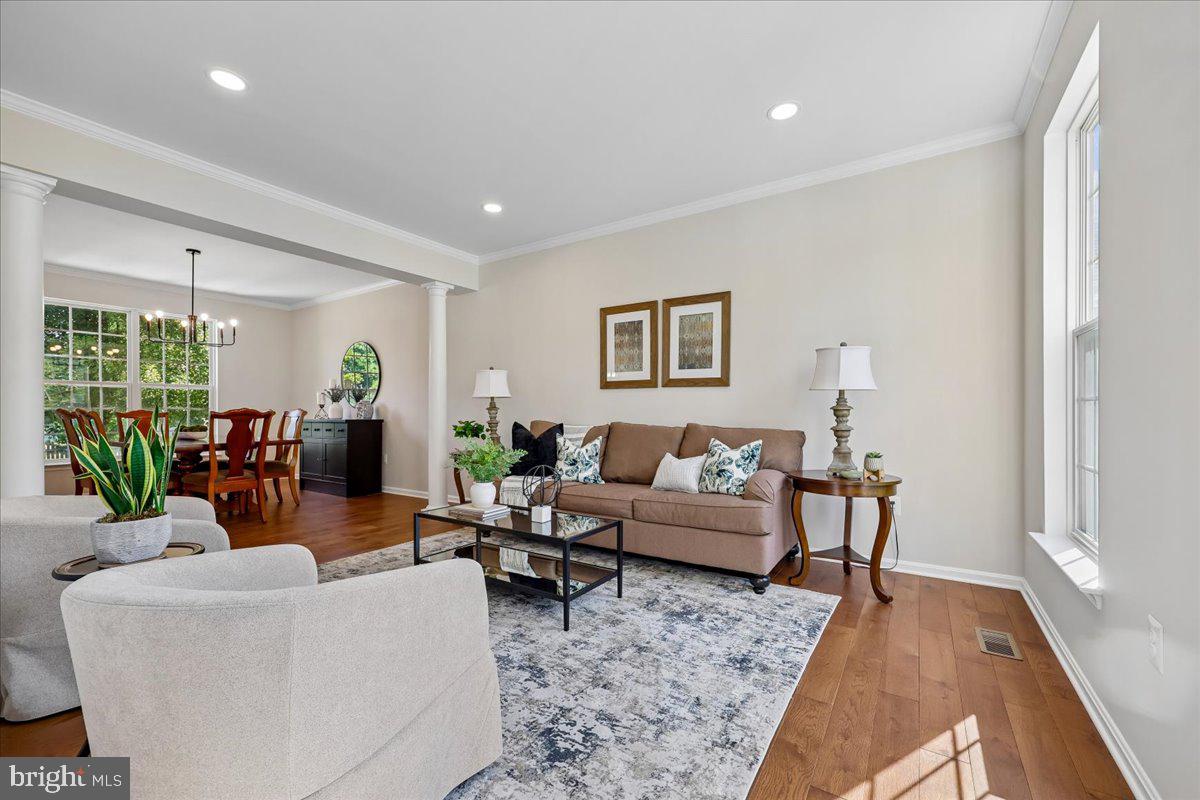 CLOVER RIDGE - Residential