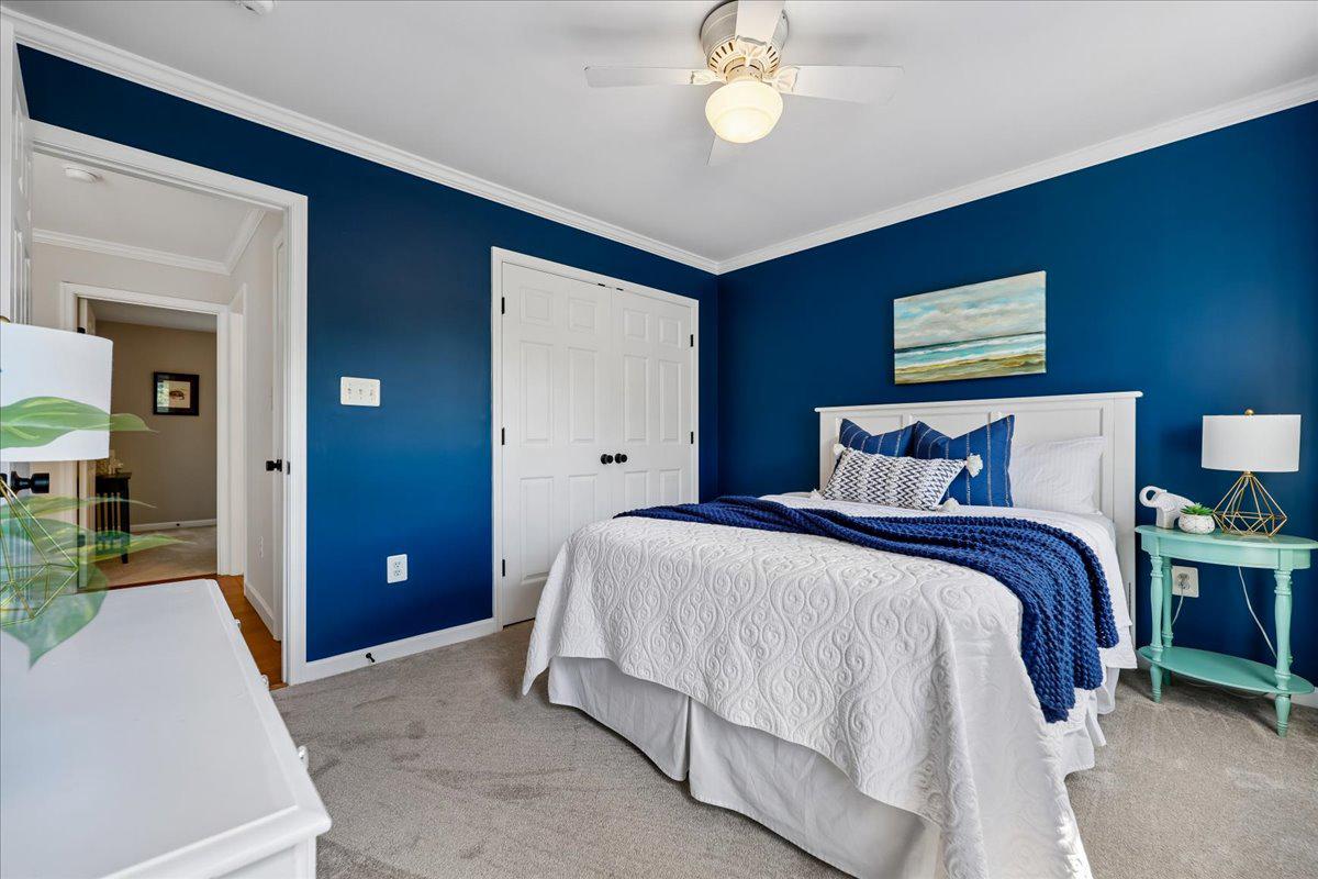 CLOVER RIDGE - Residential