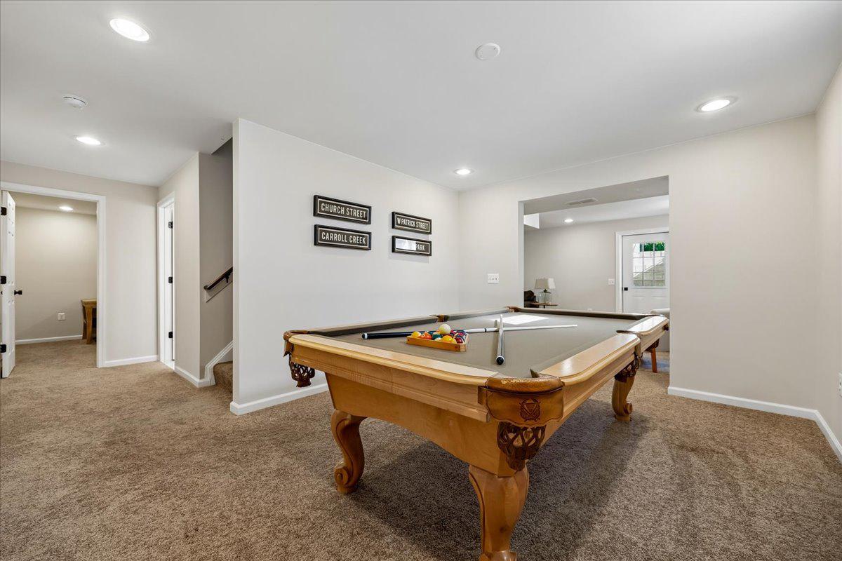 CLOVER RIDGE - Residential