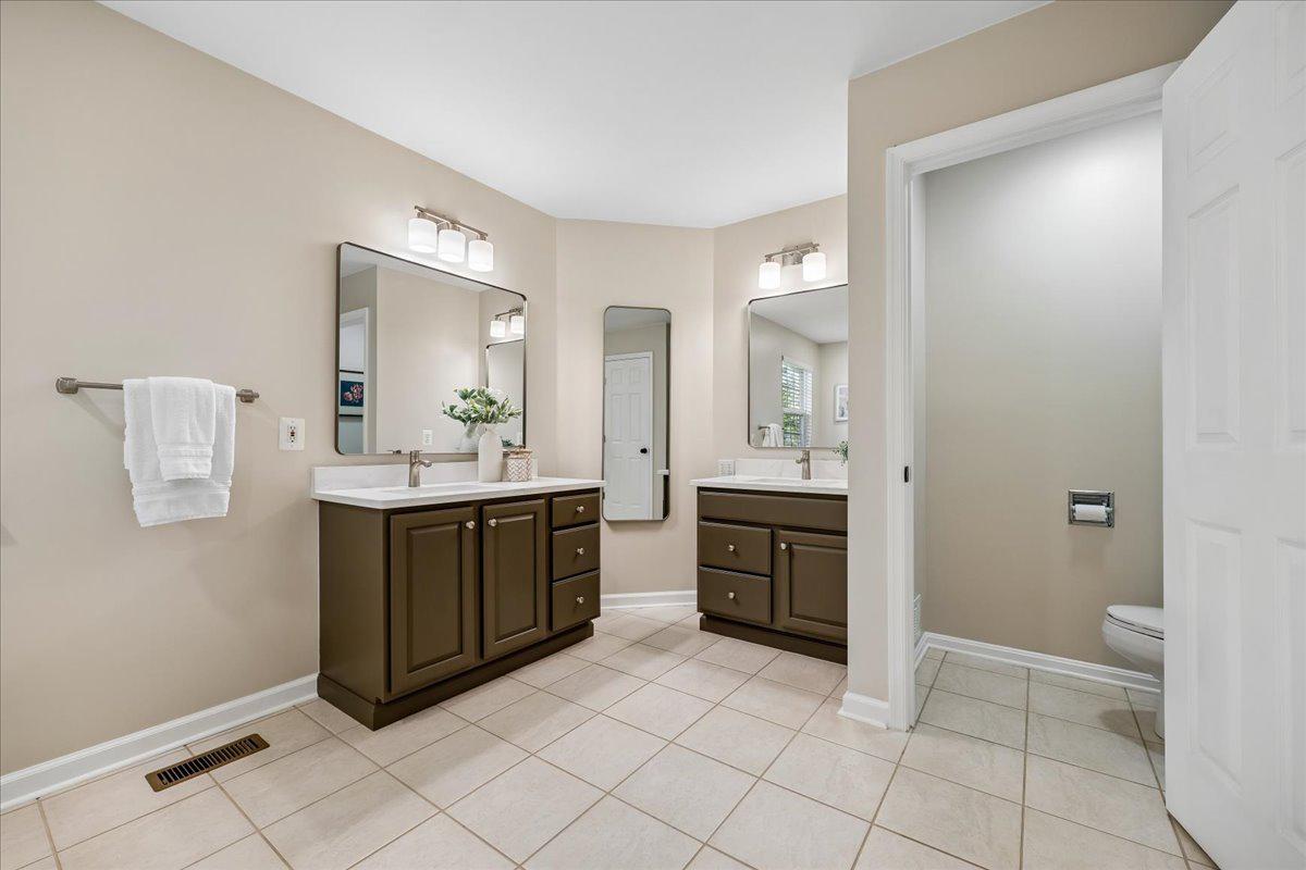 CLOVER RIDGE - Residential