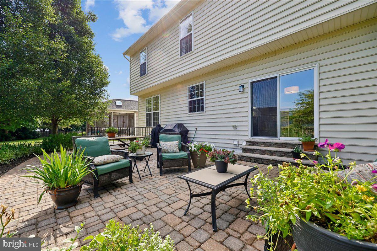 CLOVER RIDGE - Residential