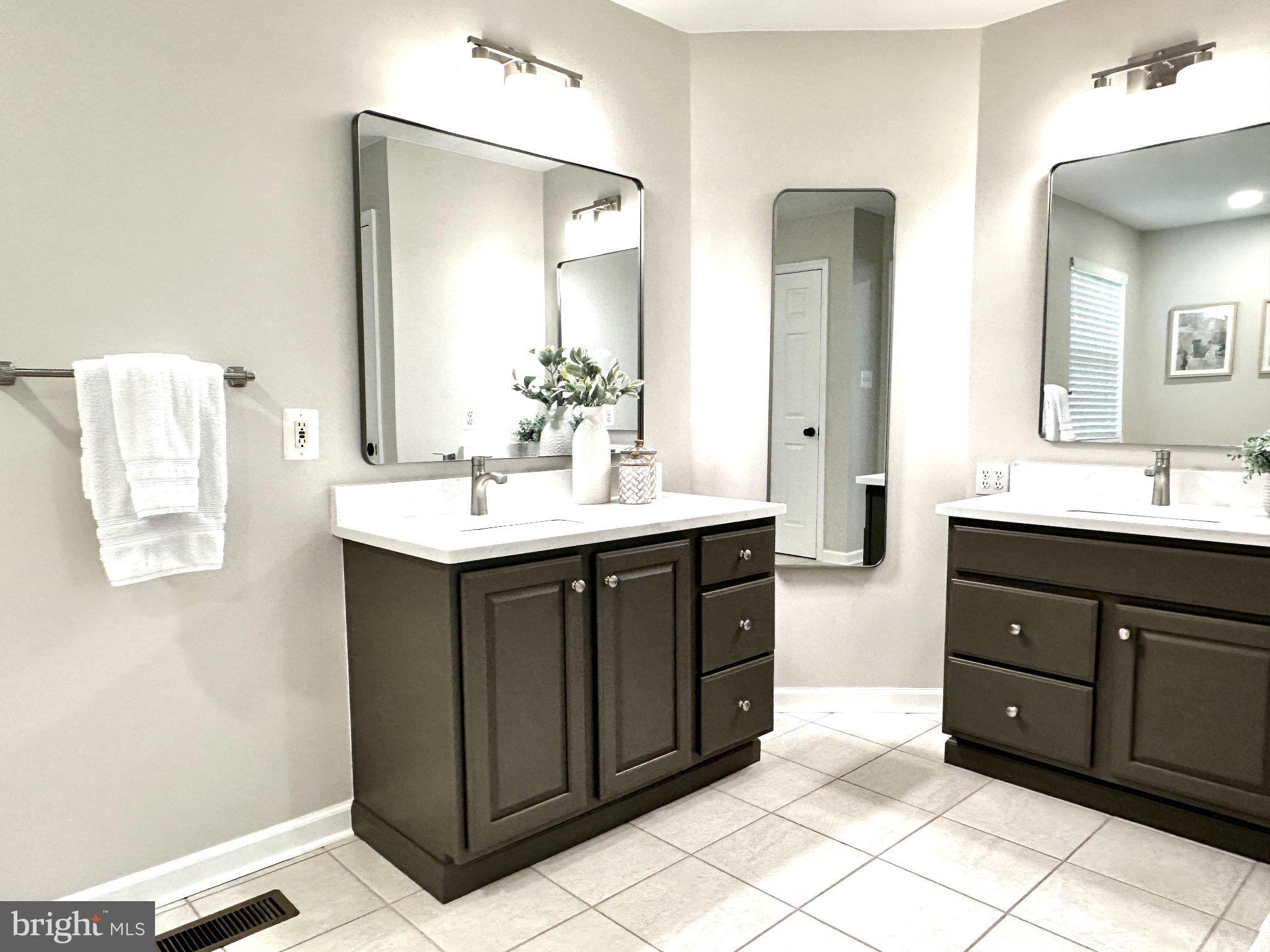 CLOVER RIDGE - Residential