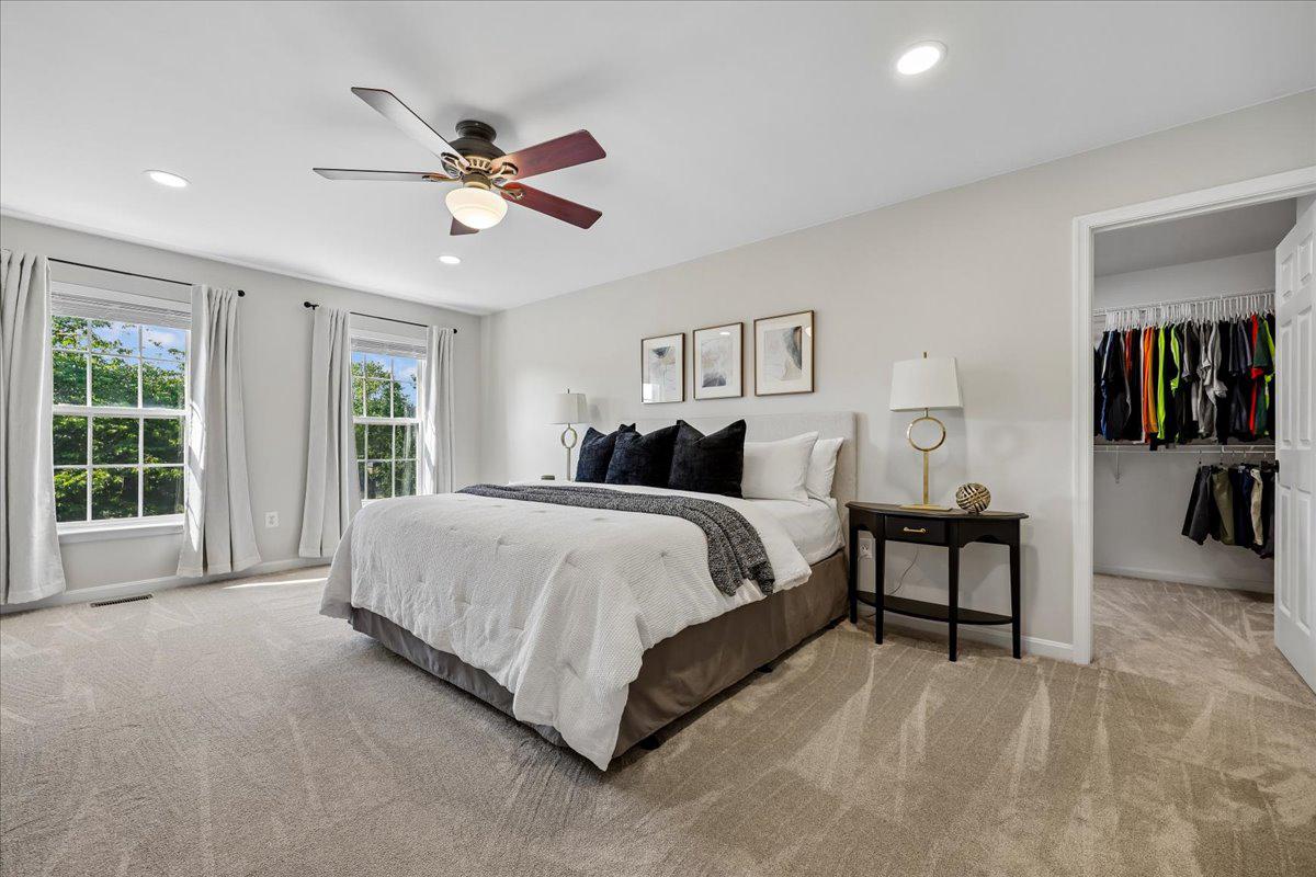 CLOVER RIDGE - Residential