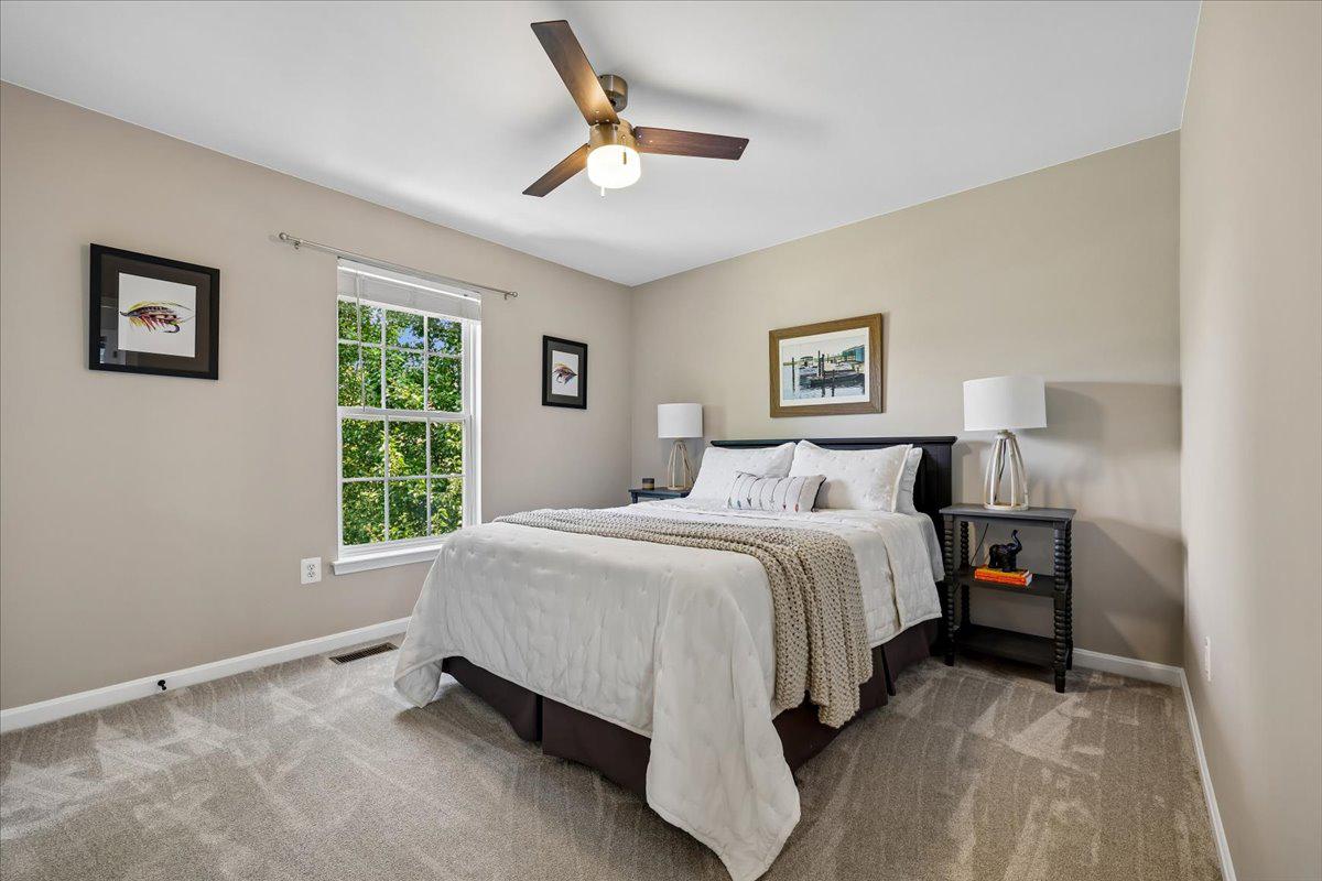 CLOVER RIDGE - Residential