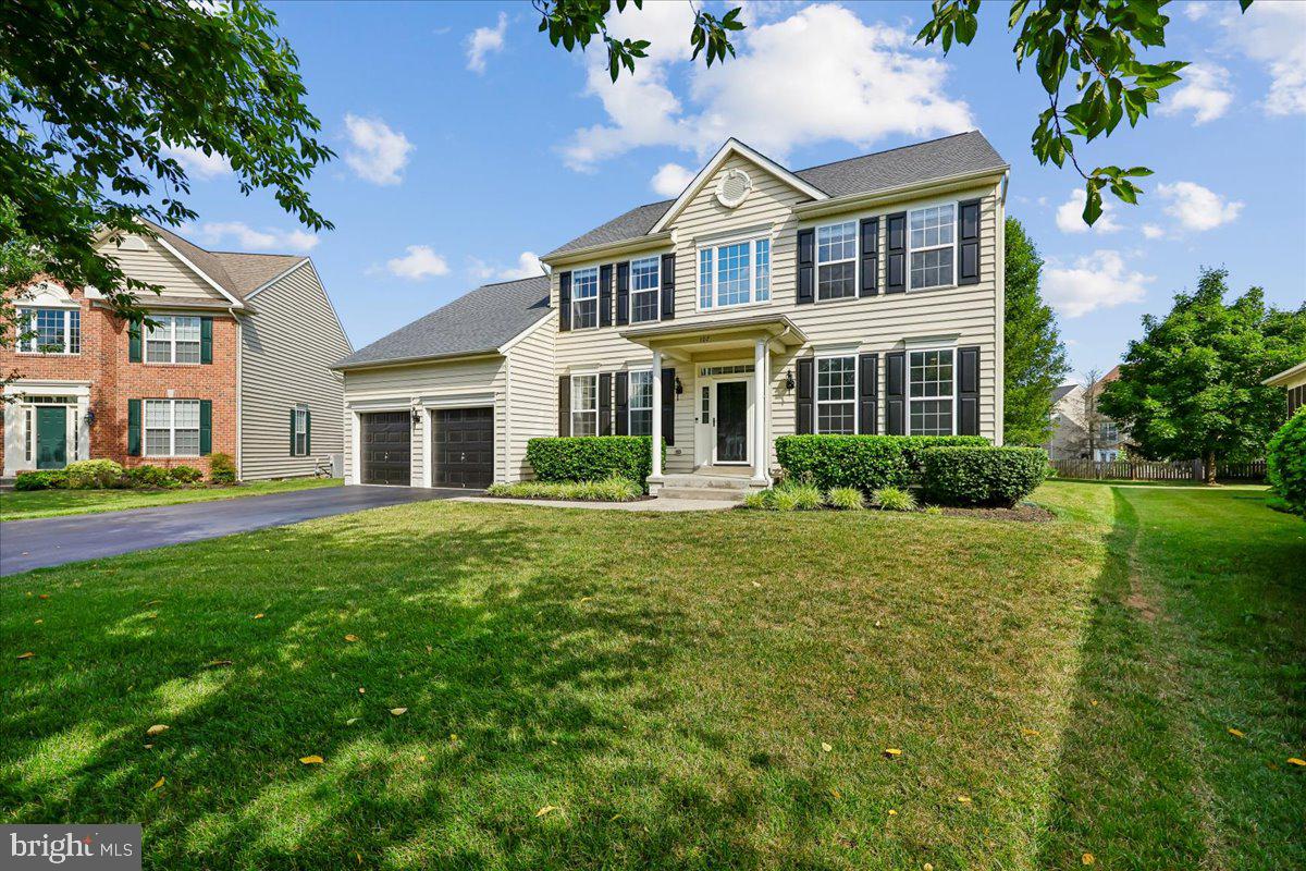 CLOVER RIDGE - Residential