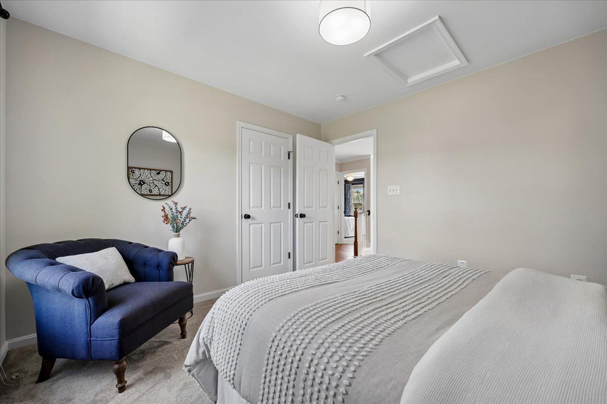 CLOVER RIDGE - Residential