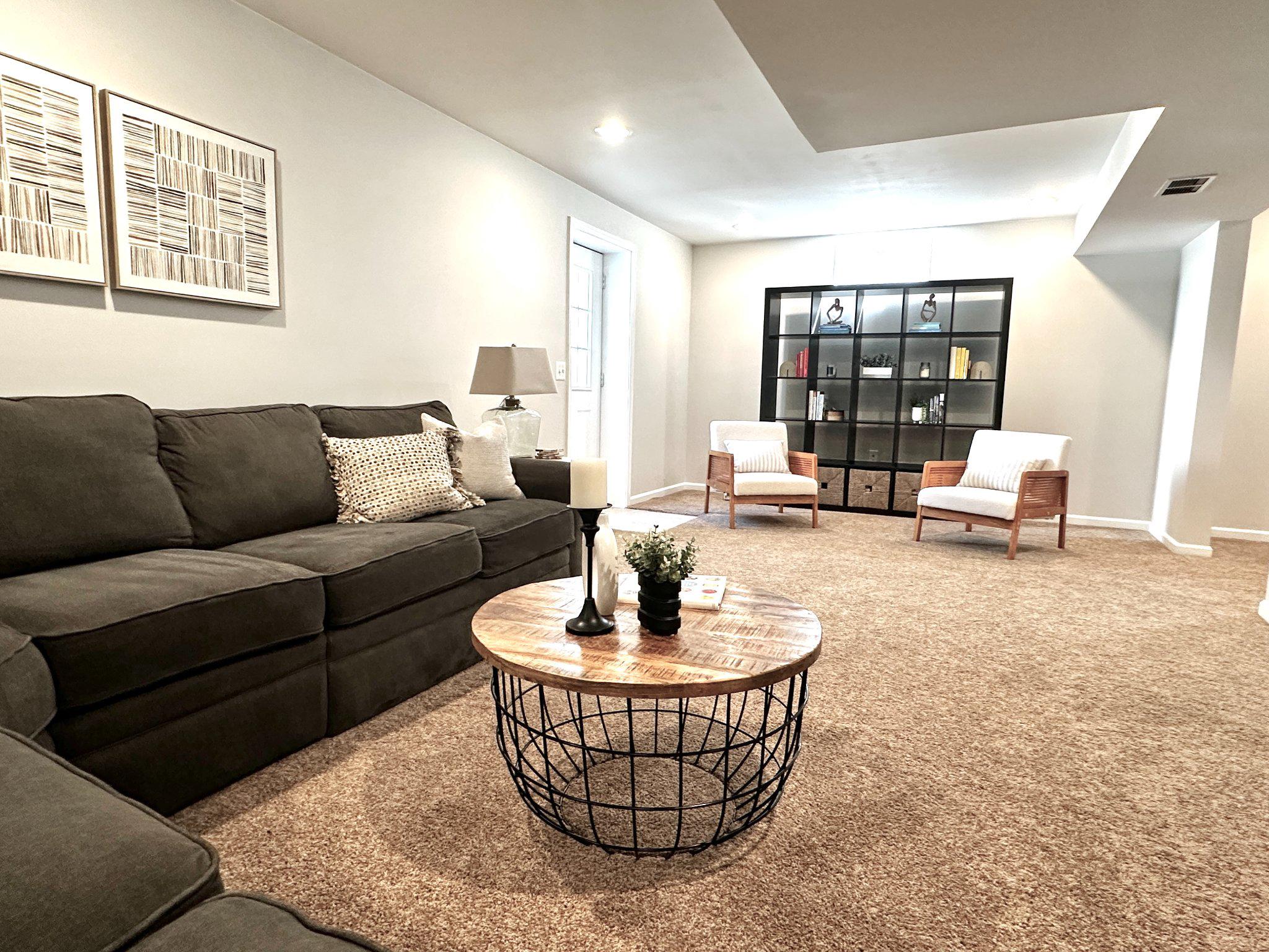 CLOVER RIDGE - Residential
