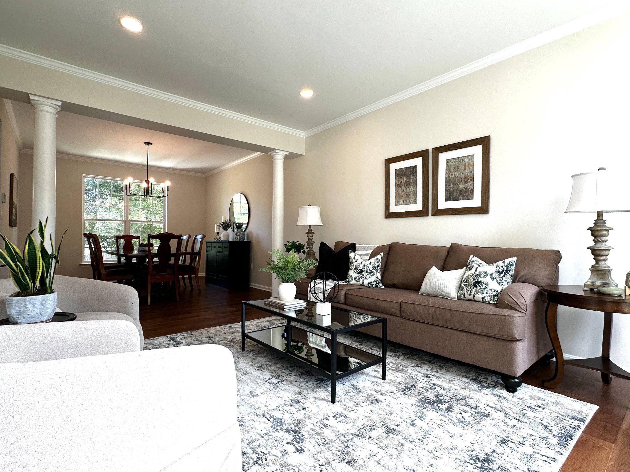 CLOVER RIDGE - Residential
