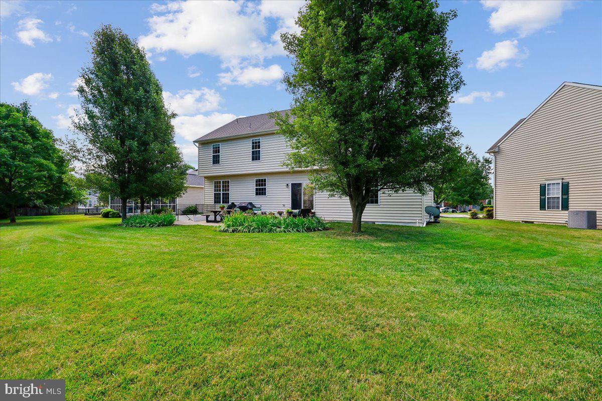 CLOVER RIDGE - Residential