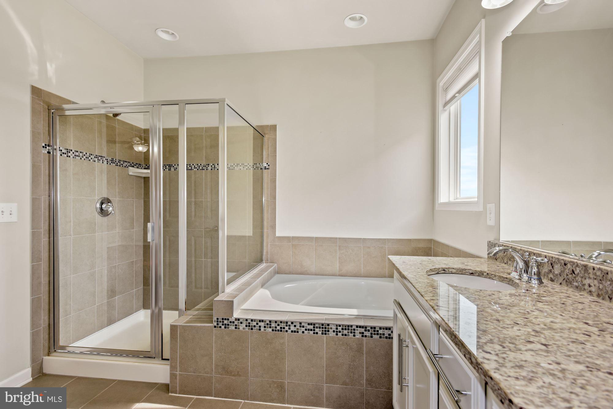 OVERLOOK AT UNIVERSITY CENTER - Residential Lease
