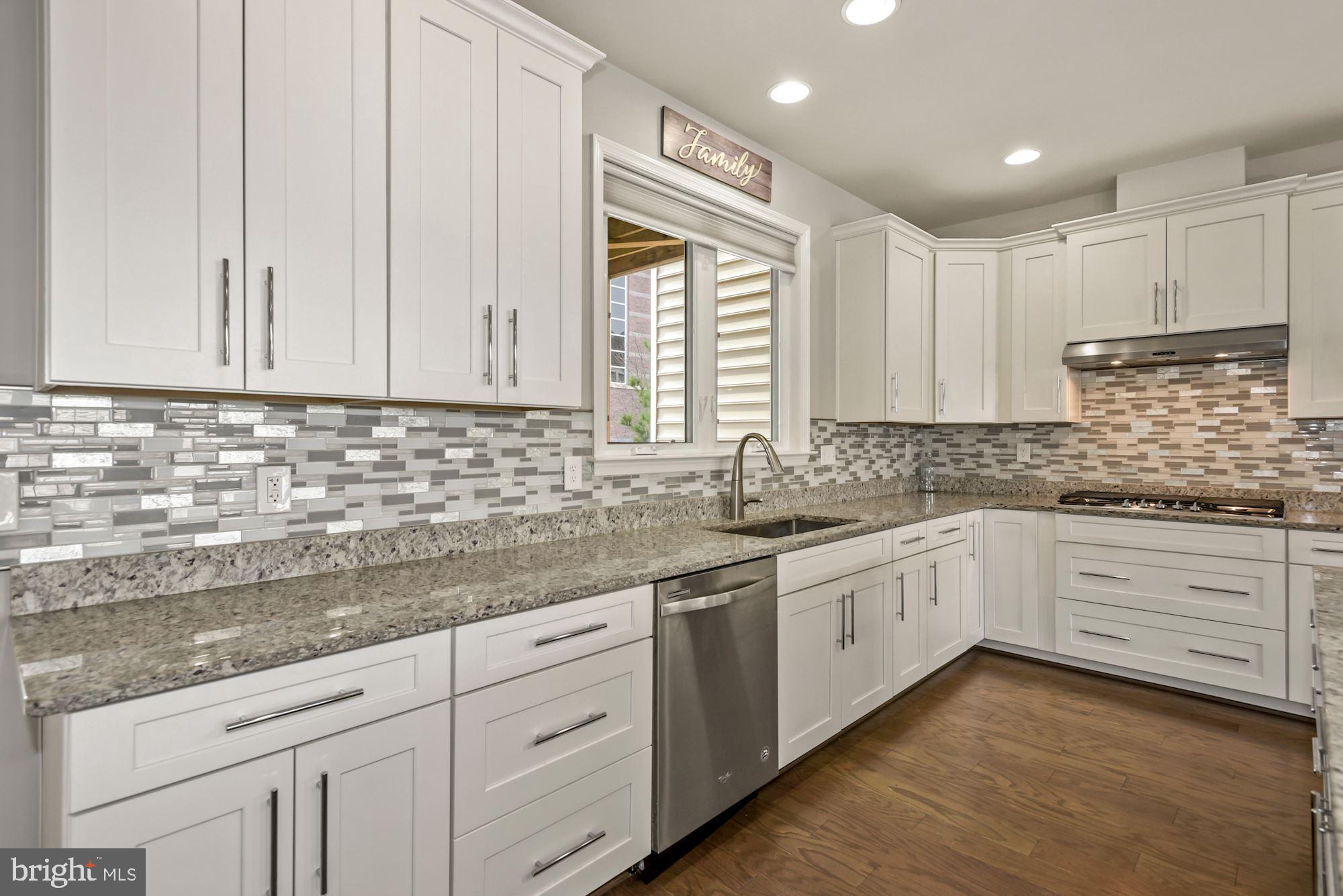 OVERLOOK AT UNIVERSITY CENTER - Residential Lease