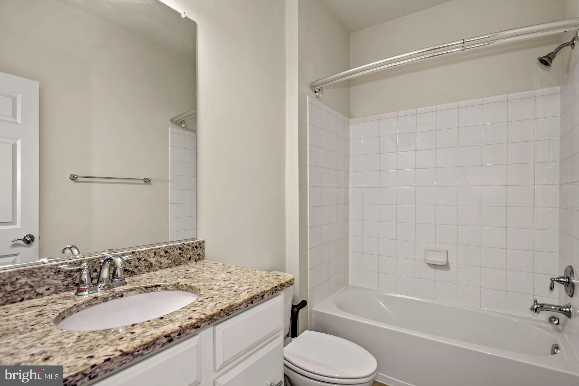 OVERLOOK AT UNIVERSITY CENTER - Residential Lease