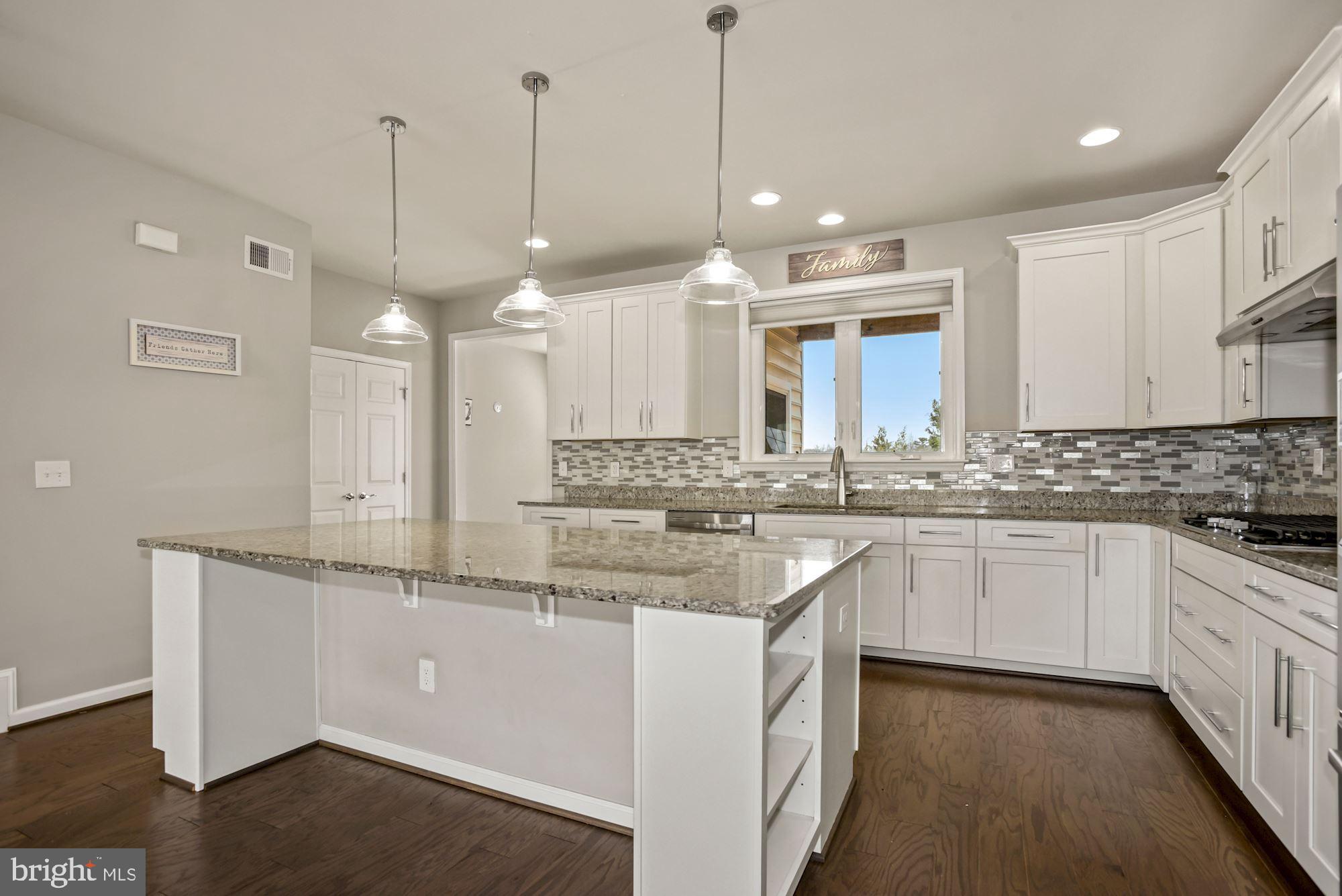 OVERLOOK AT UNIVERSITY CENTER - Residential Lease
