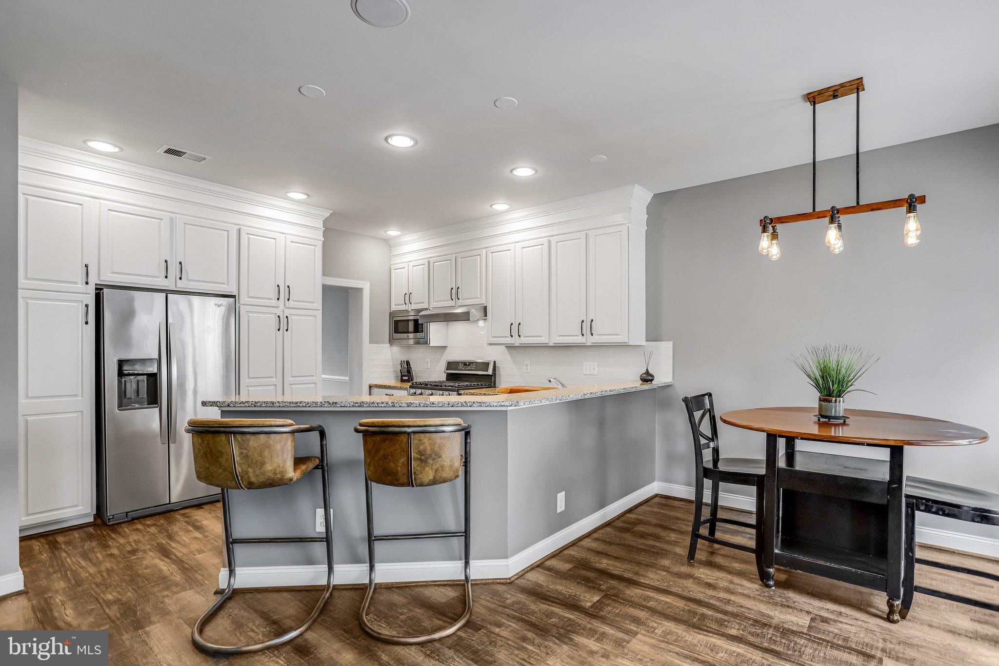 BELMONT COUNTRY CLUB - Residential