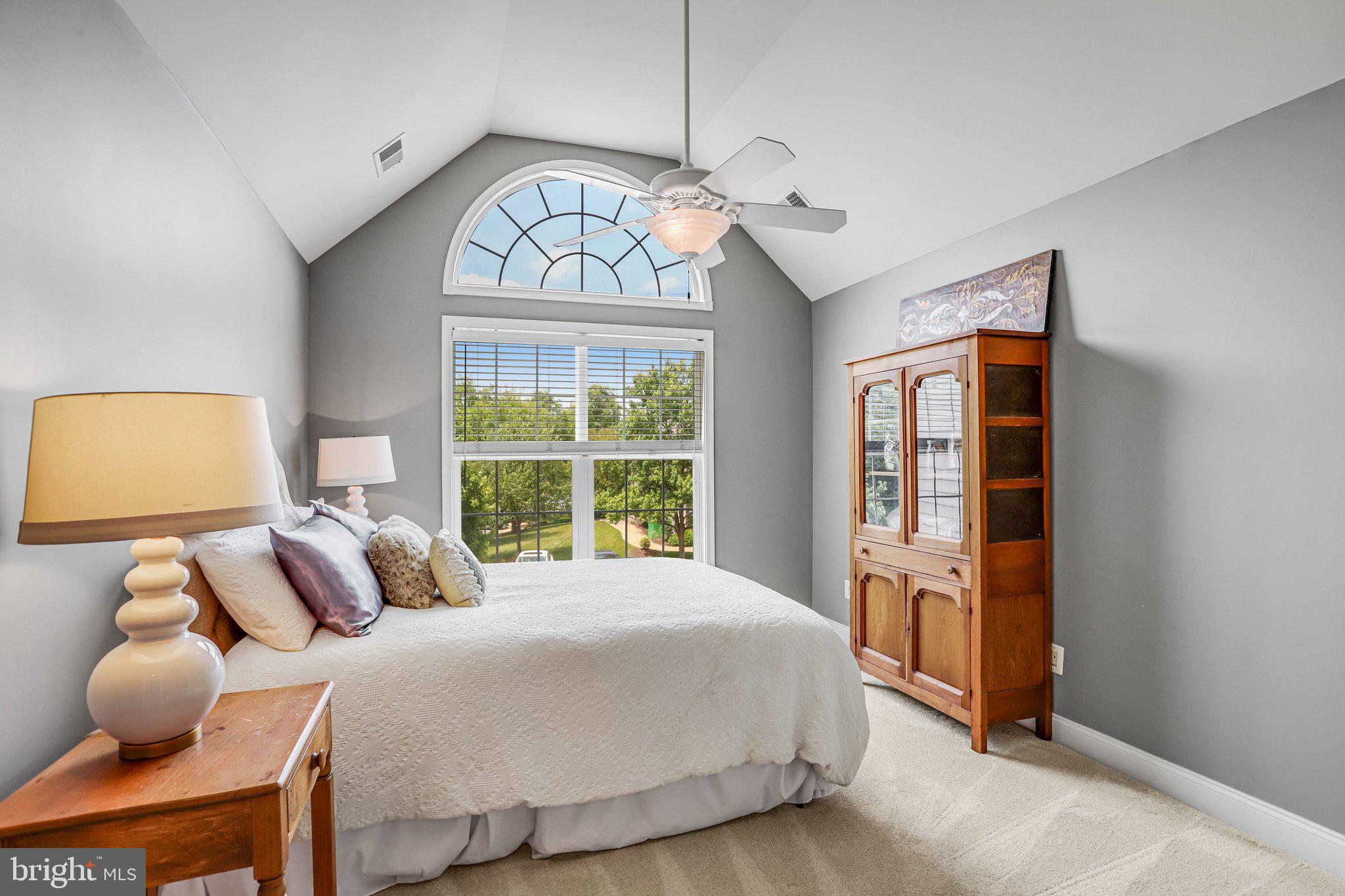 BELMONT COUNTRY CLUB - Residential