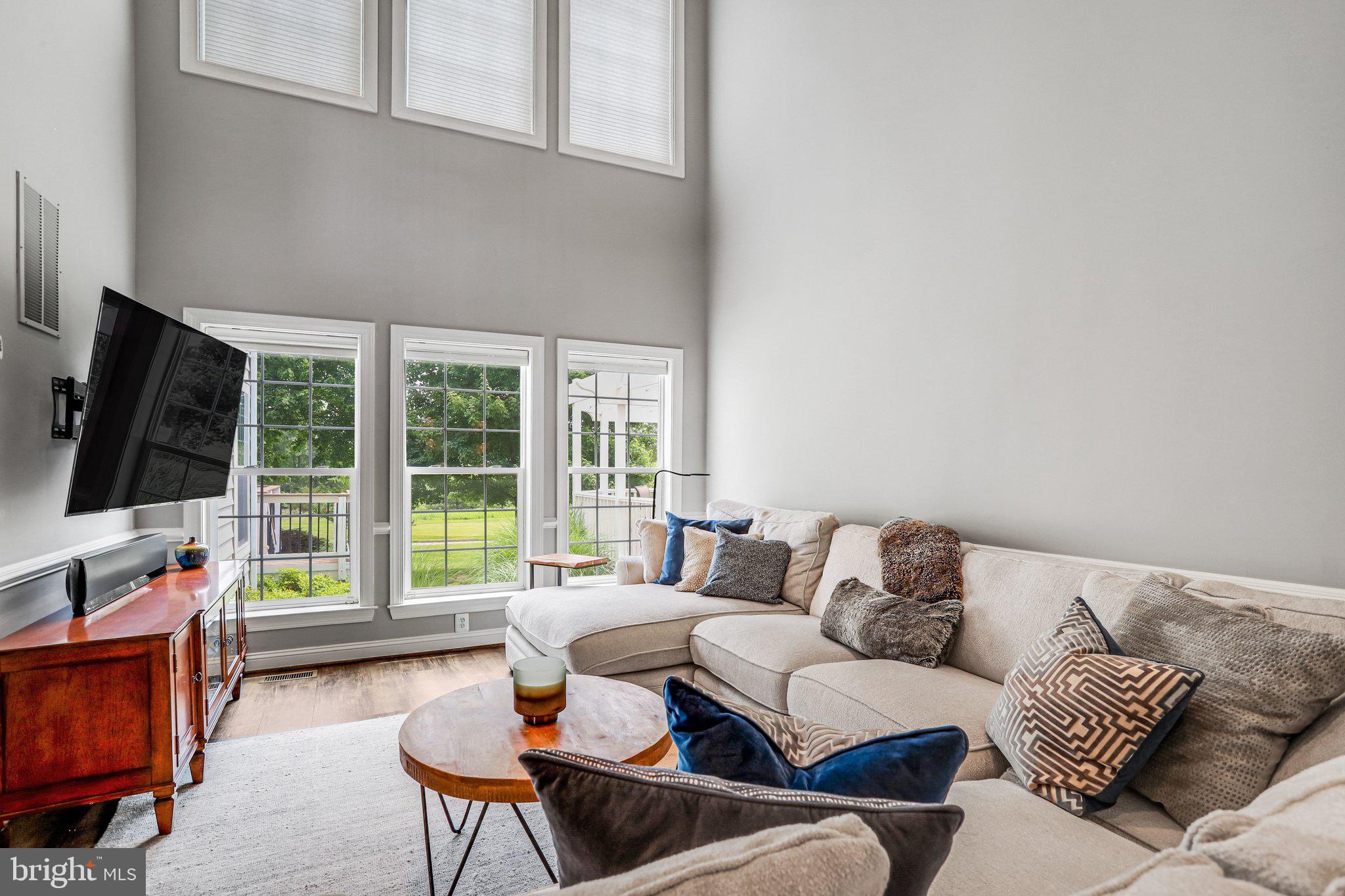 BELMONT COUNTRY CLUB - Residential