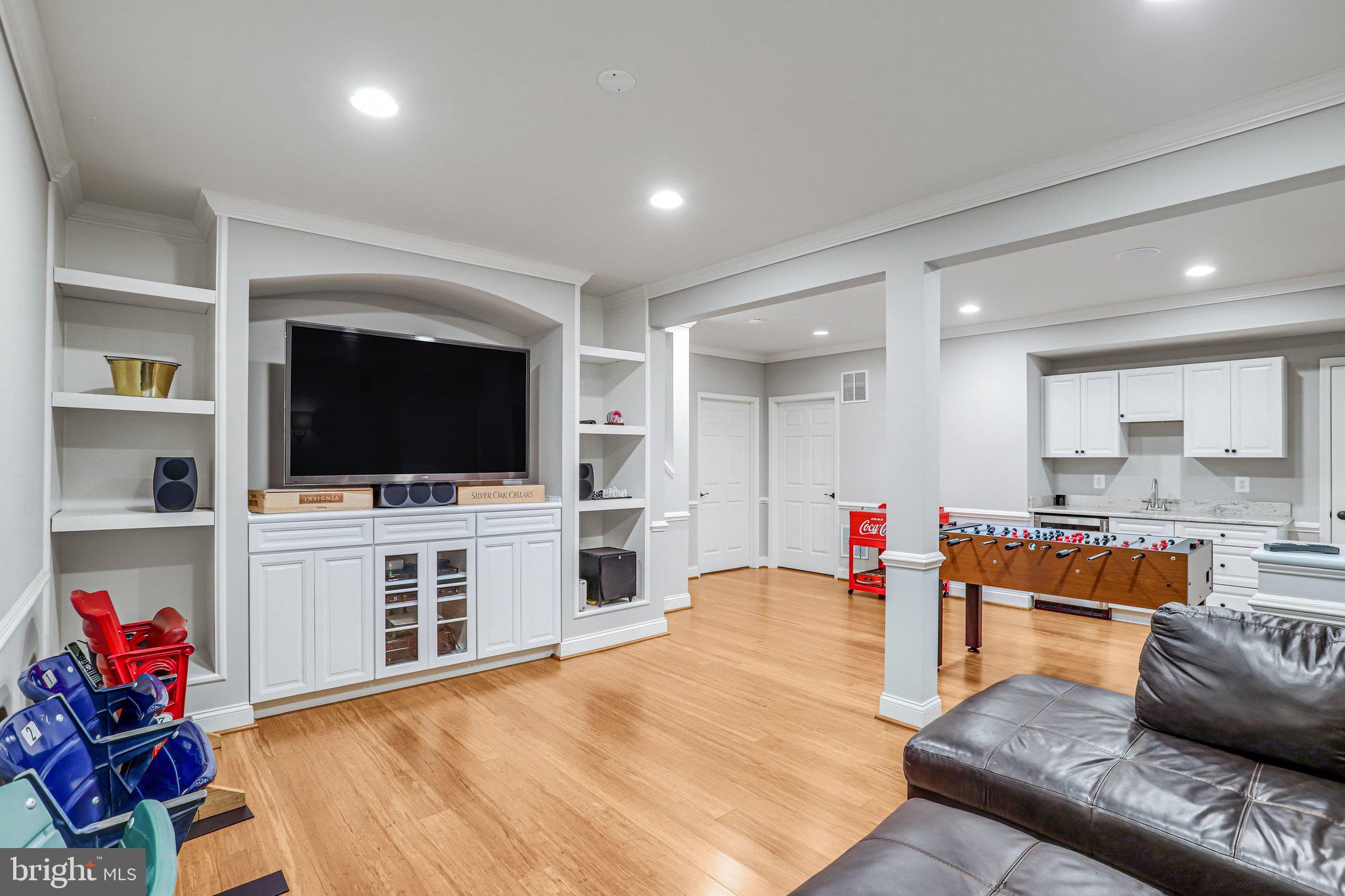 BELMONT COUNTRY CLUB - Residential