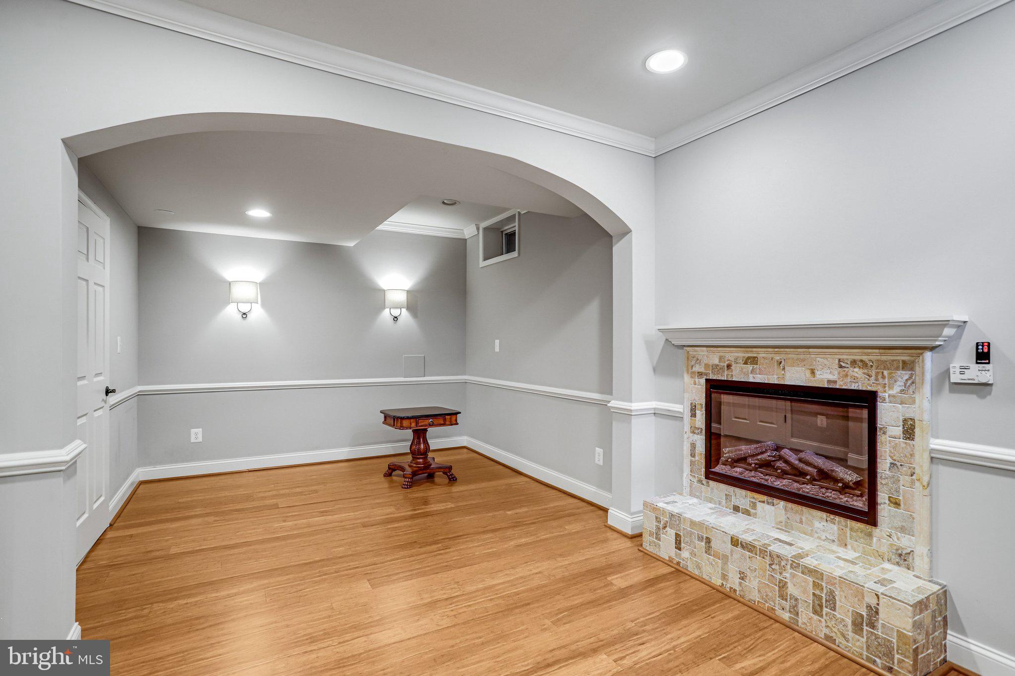 BELMONT COUNTRY CLUB - Residential