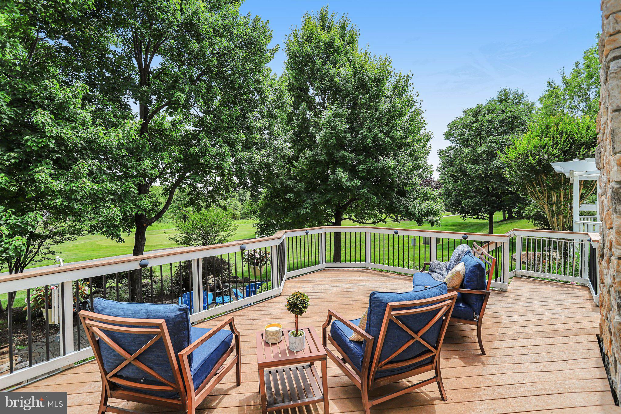 BELMONT COUNTRY CLUB - Residential