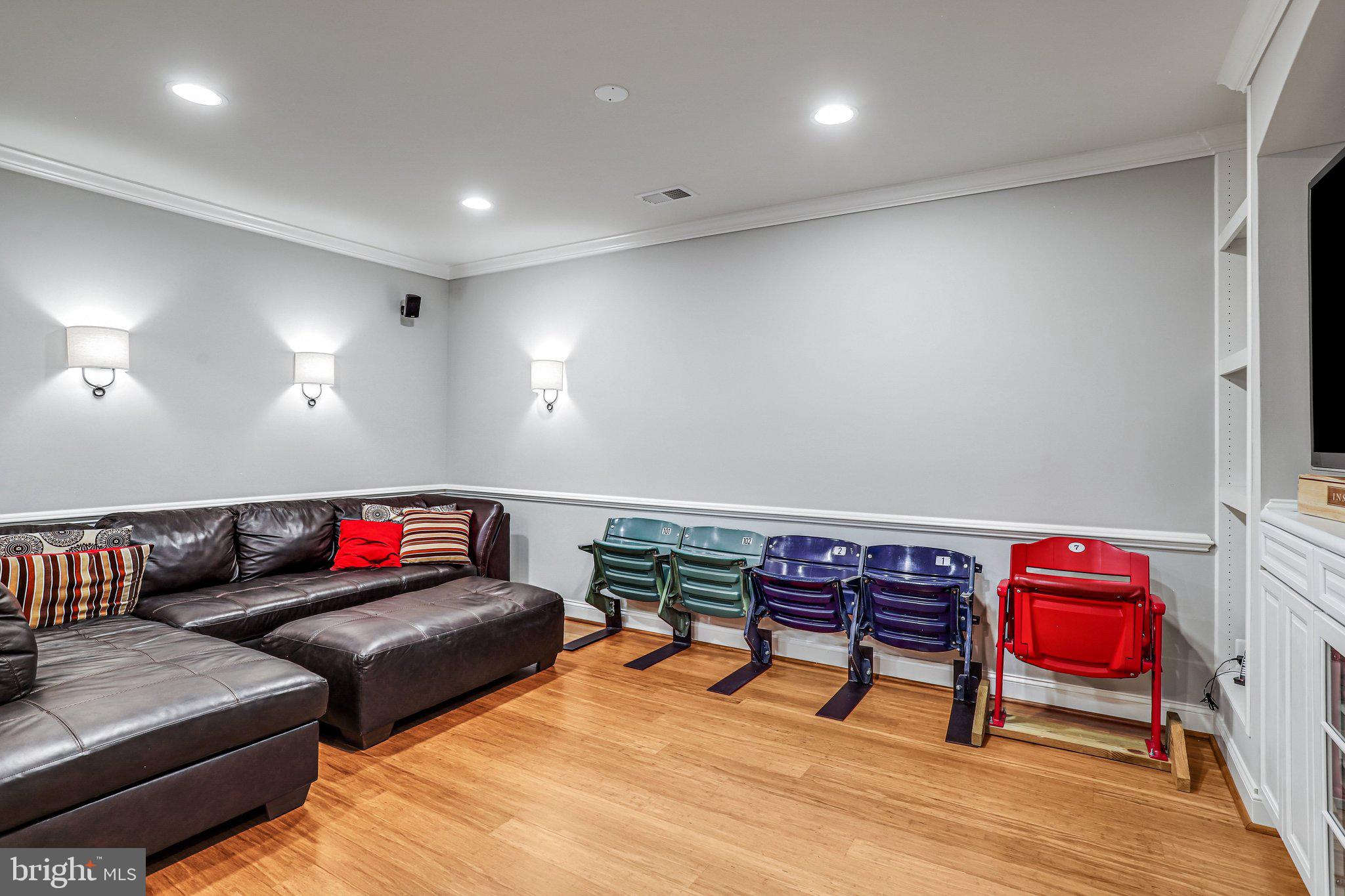 BELMONT COUNTRY CLUB - Residential