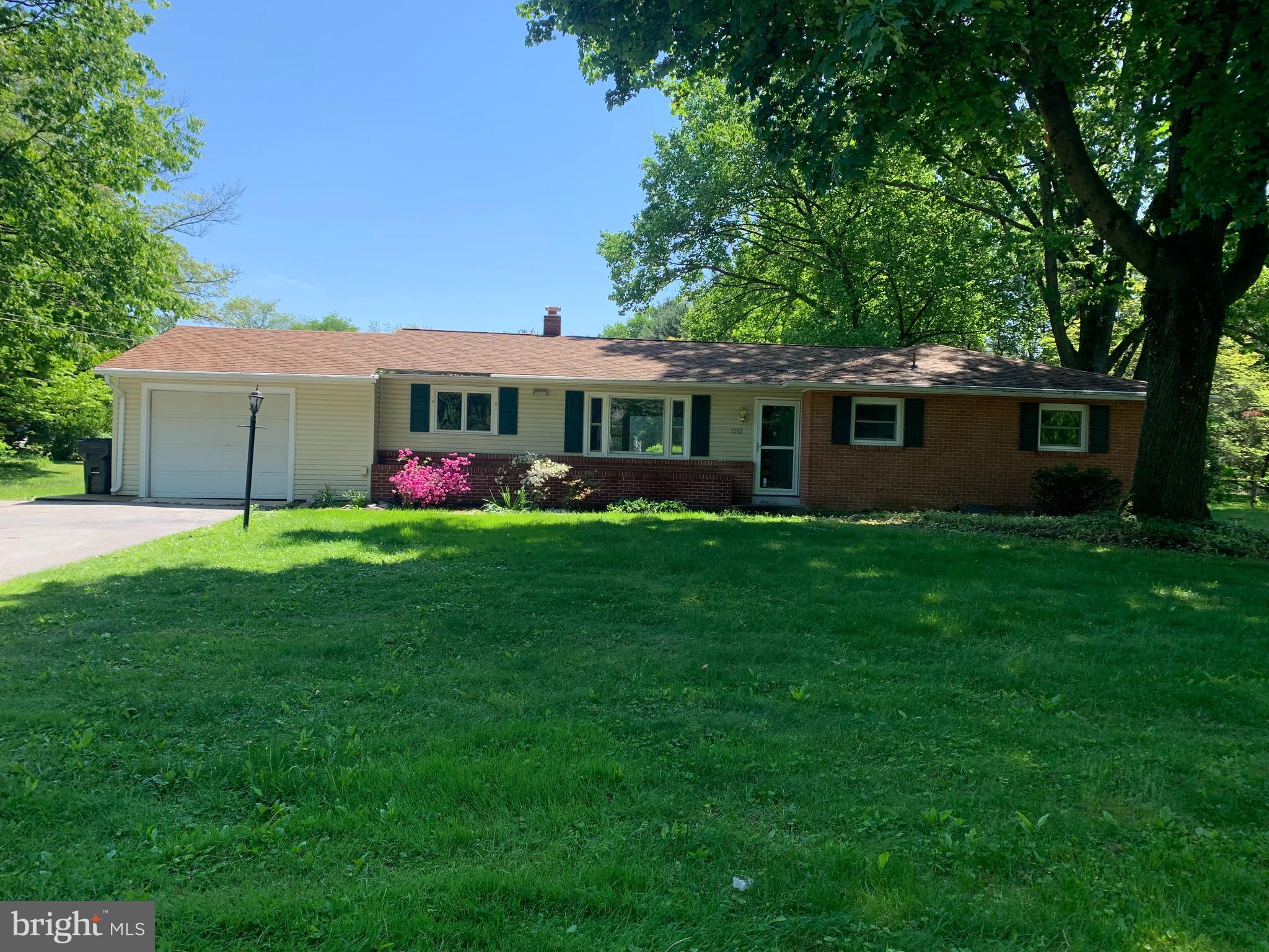 Upgraded/remodeled ranch home close to Carlisle but South Middleton School District. New flooring throughout most of home, all new replacement windows, additional 1/2 bath added, repainted, some trees and bushes removed, updated kitchen and numerous other items completed to enhance the overall experience of the home.