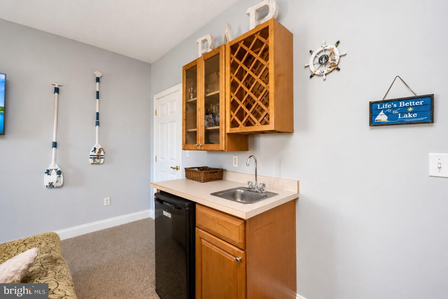 LANDINGS - Residential