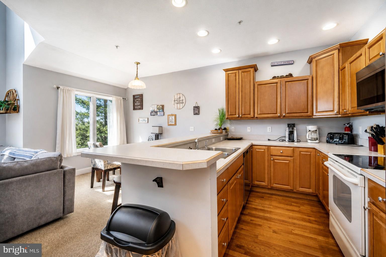 LANDINGS - Residential