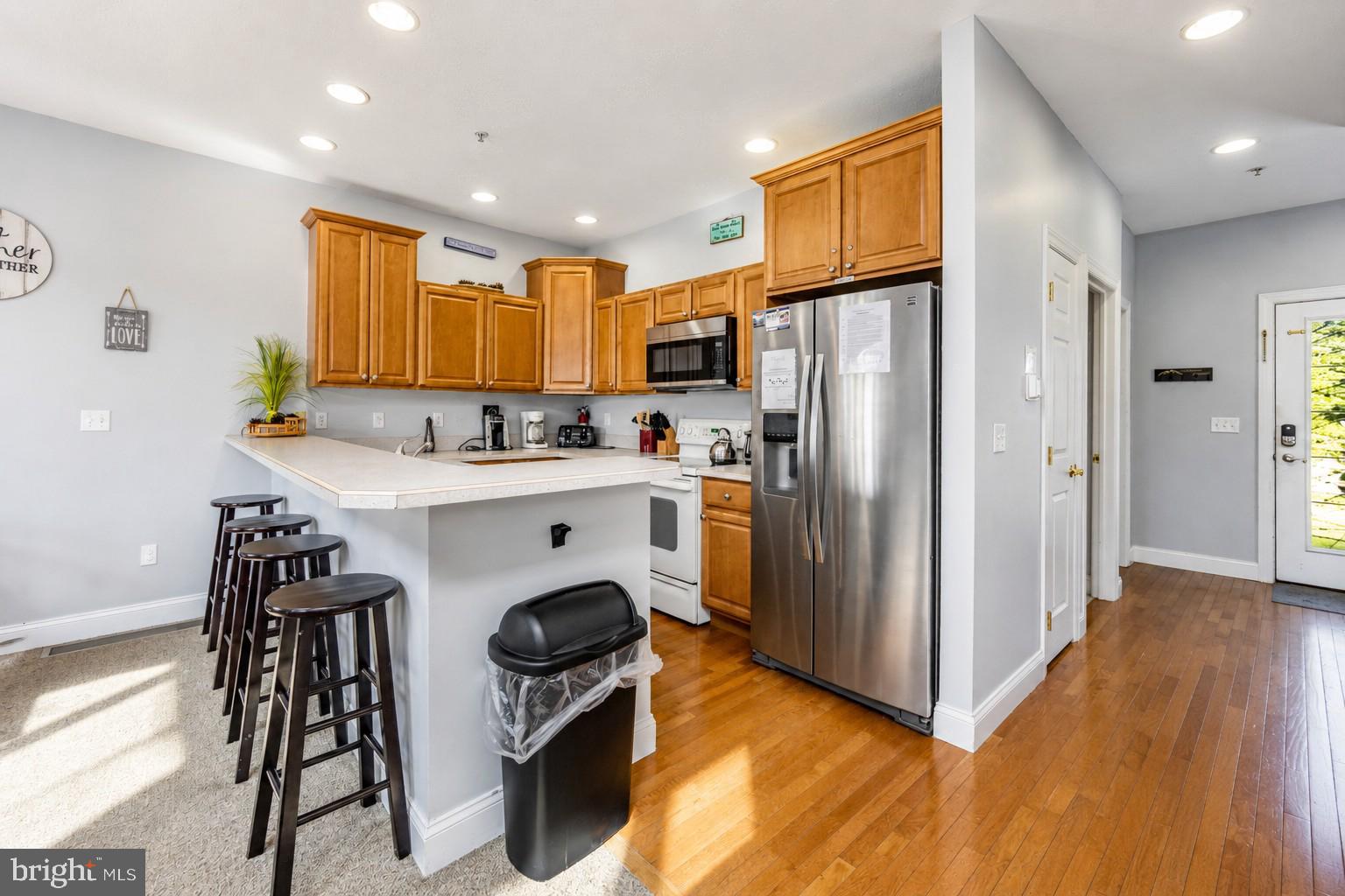 LANDINGS - Residential