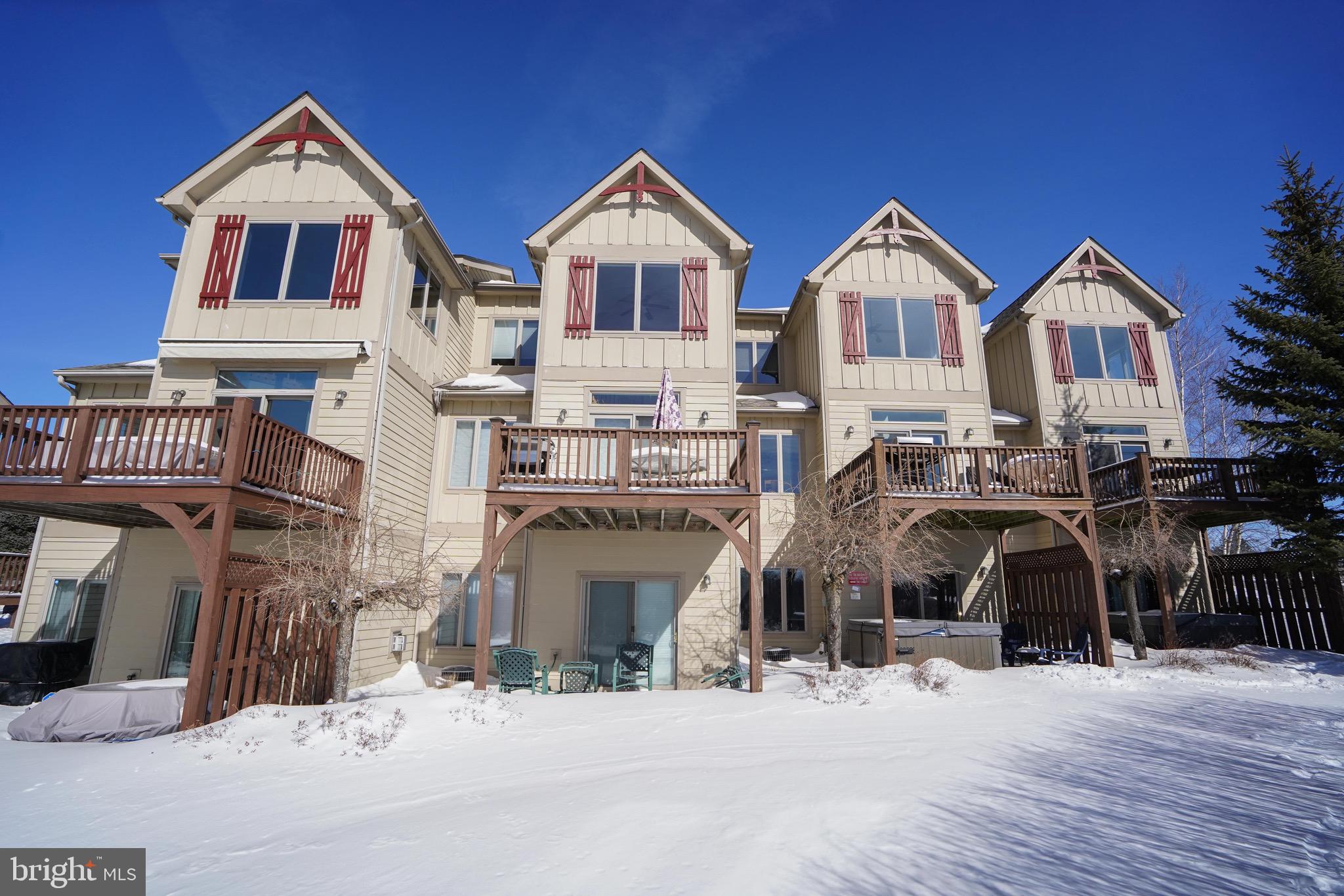 LANDINGS - Residential