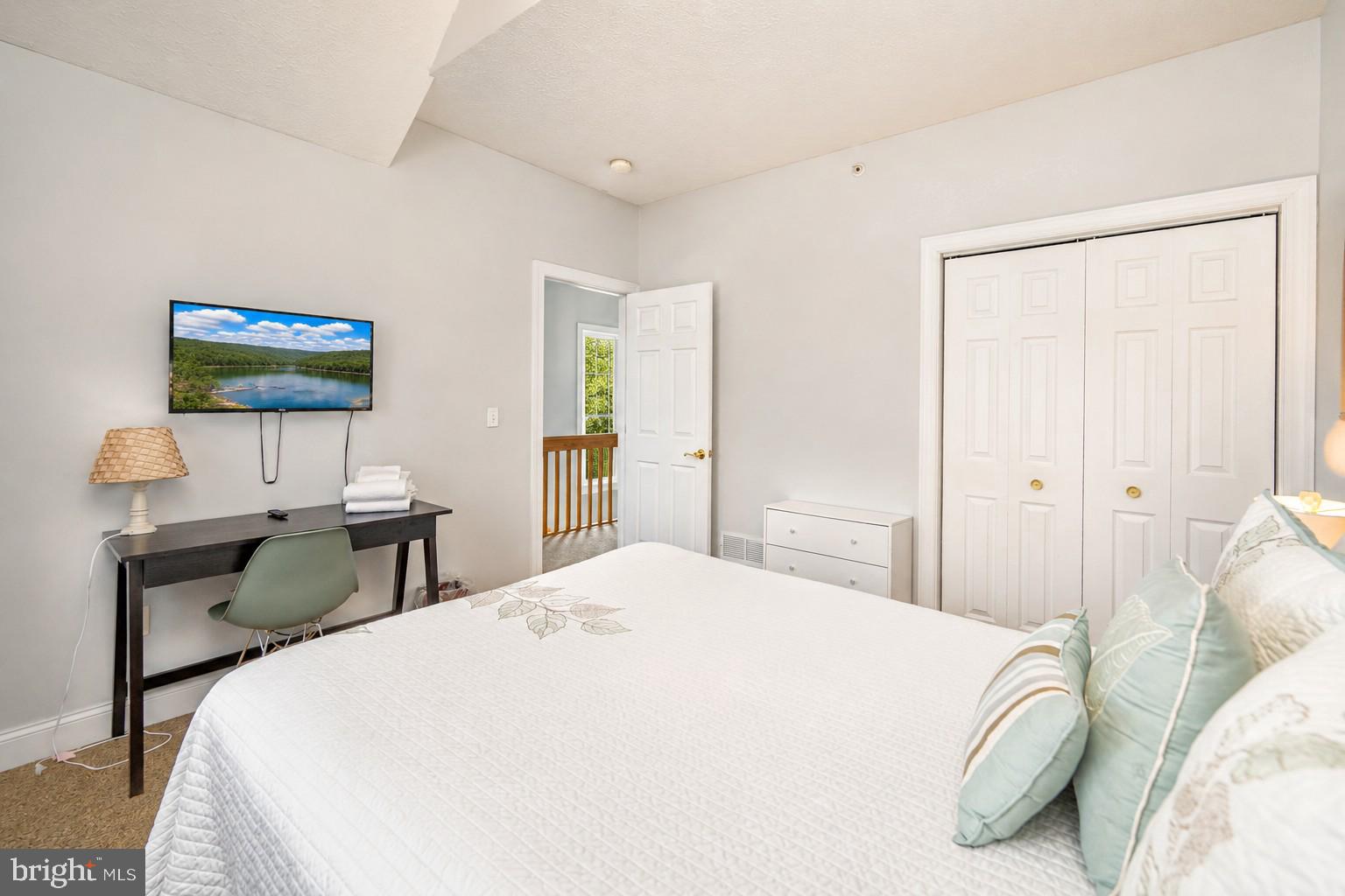LANDINGS - Residential