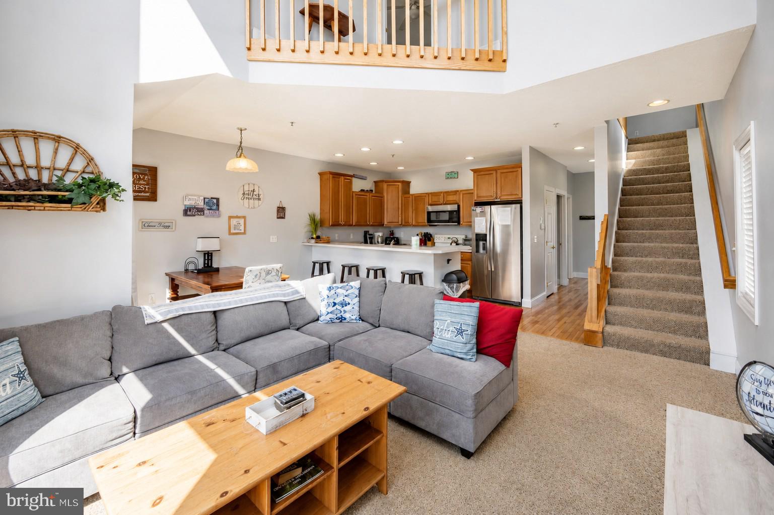 LANDINGS - Residential
