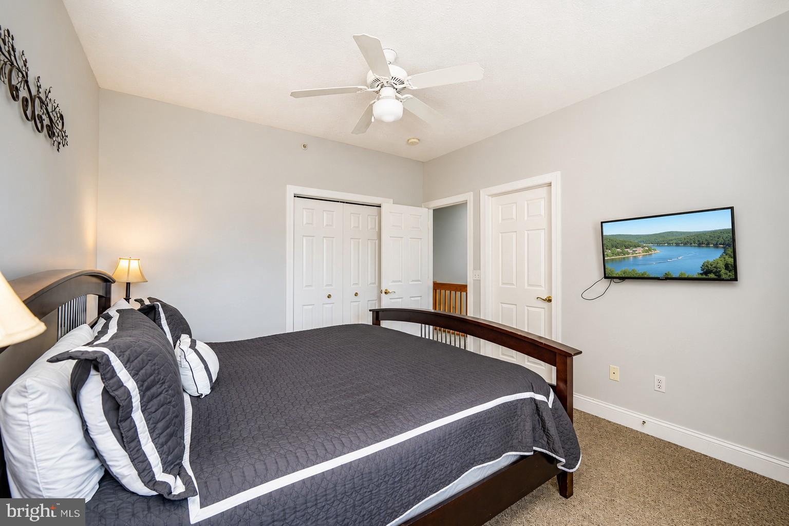 LANDINGS - Residential
