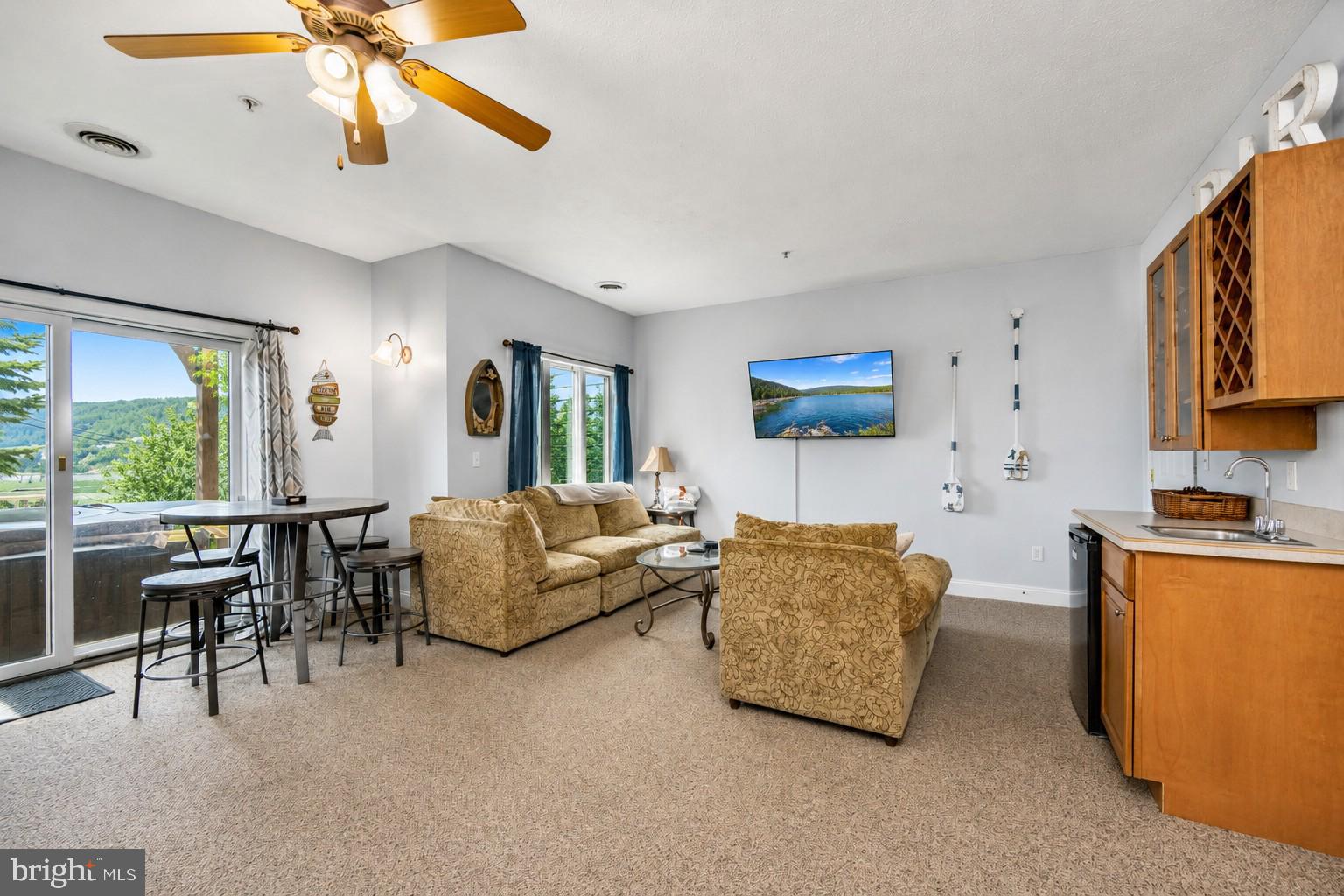 LANDINGS - Residential